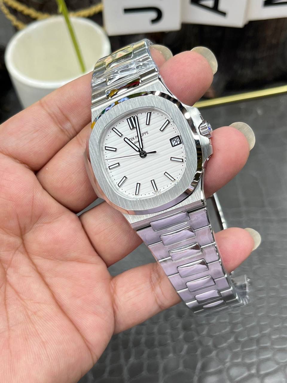 百达翡丽鹦鹉螺5711白面/40mm*8.3mm/Cal.324一体机😍💯🤍