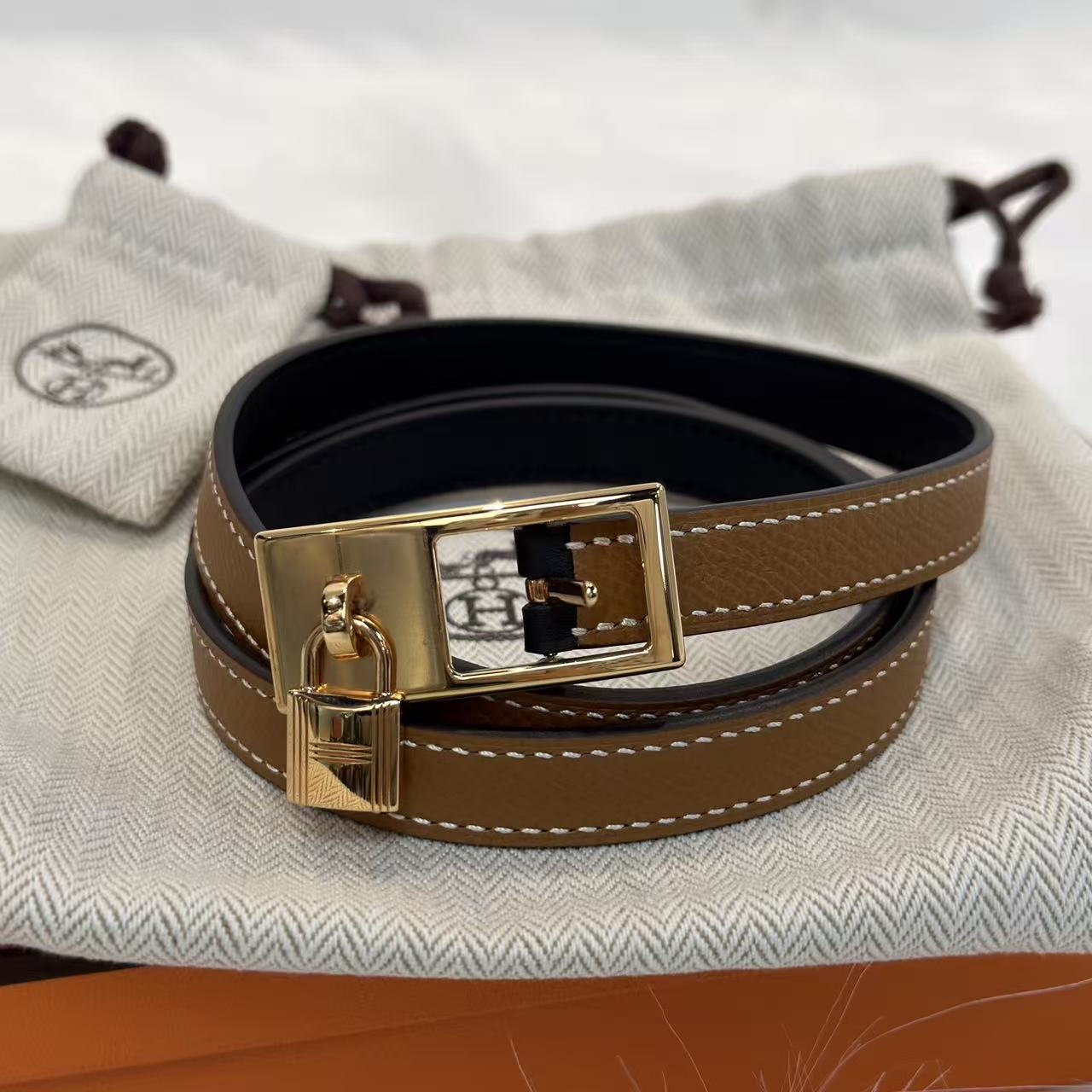 Hermès Kelly皮帶 超易襯顏色配金扣💛