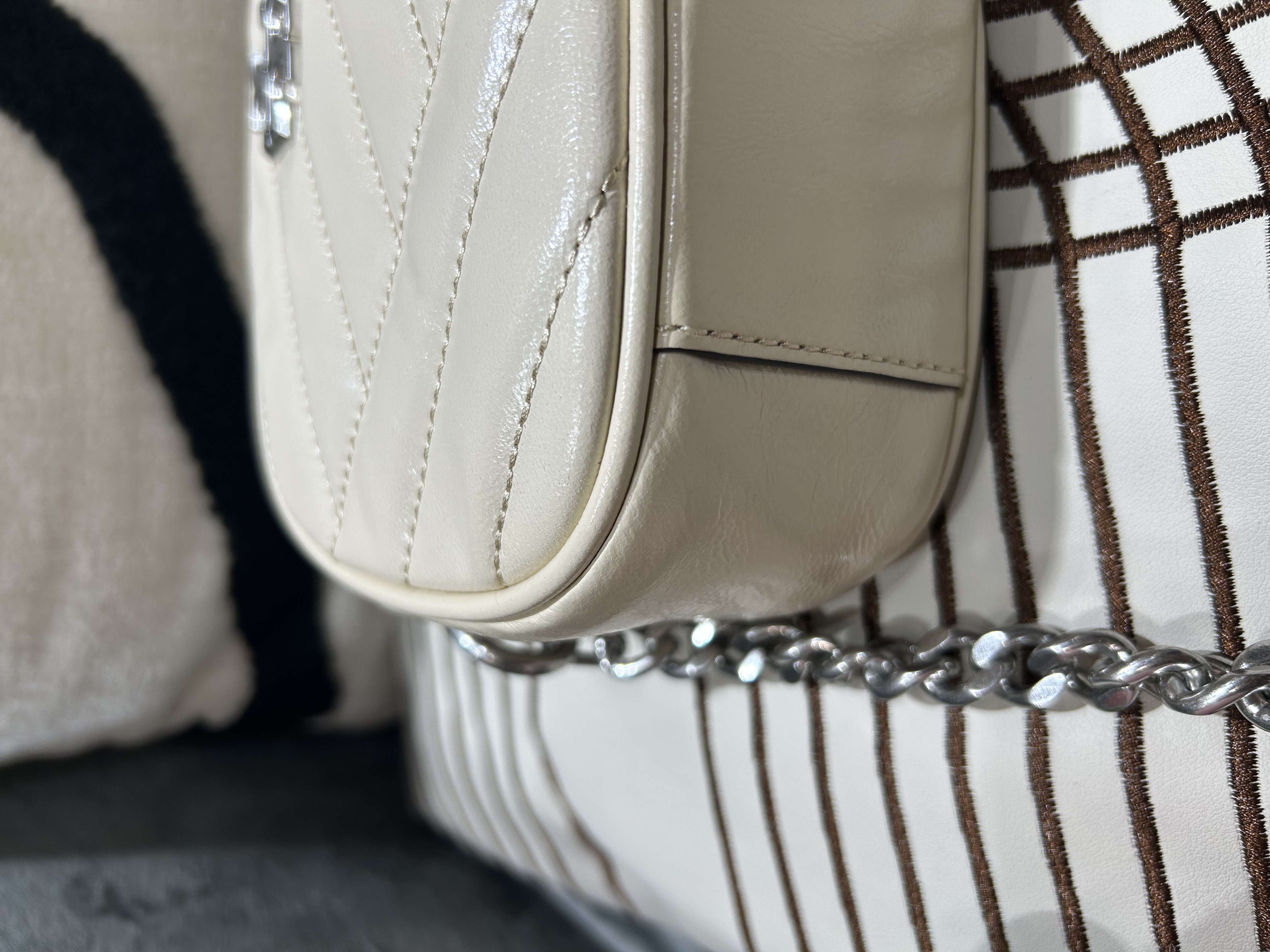 全新 Tory Burch calfskin crossbody bag 全新未使用品✅dust bag ✅tap