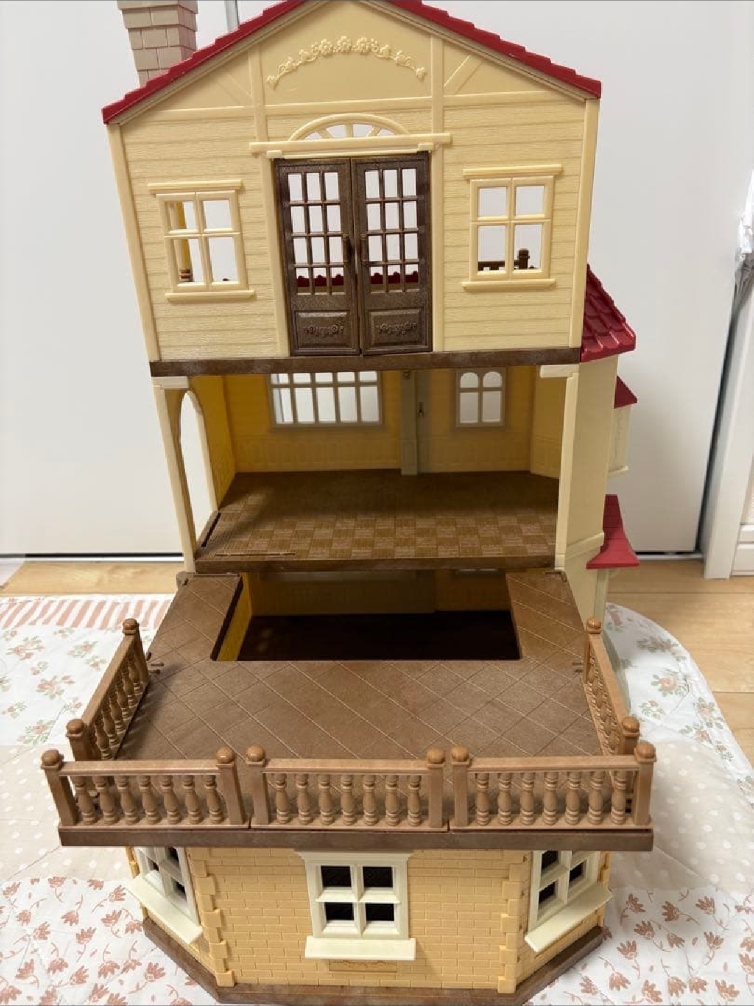 森林家族新版紅屋（香港順豐站包郵）