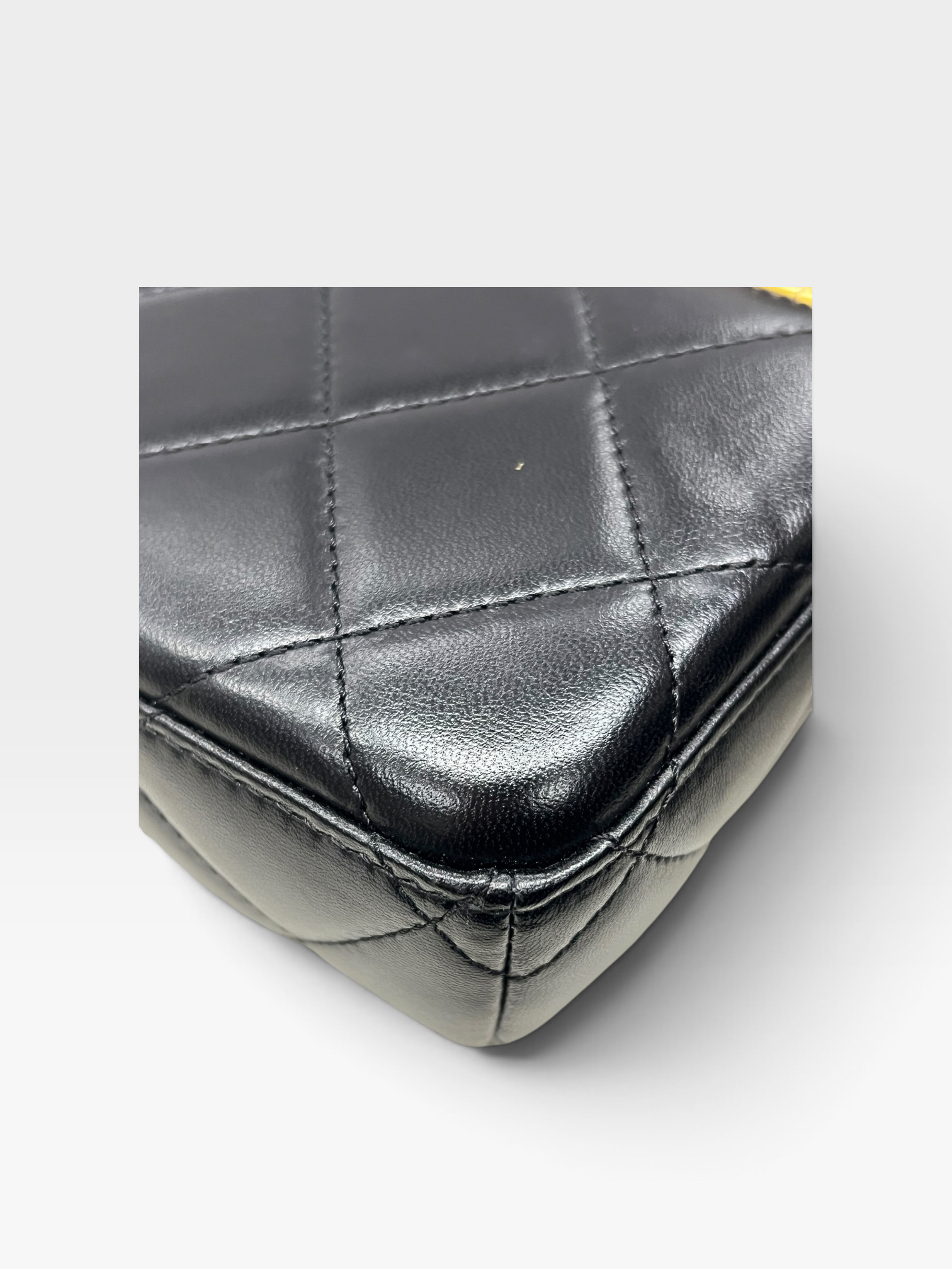 Pre-Owned CHANEL Box Bag / Product Code: 090407