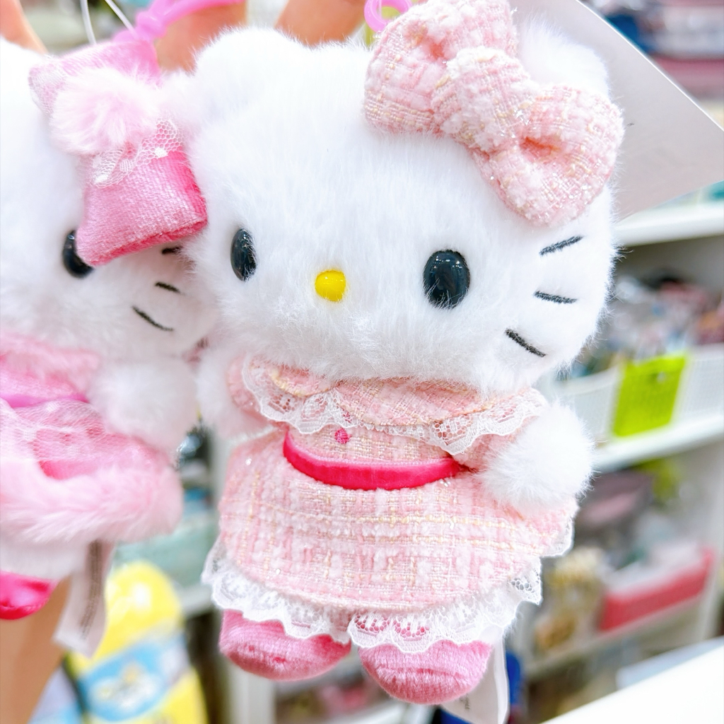 原裝行貨Hello Kitty粉紅聖誕千金風公仔掛飾