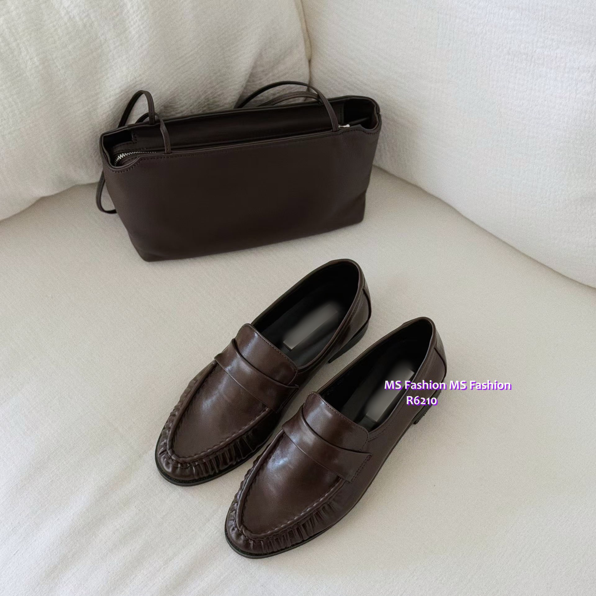 R6210 韓國🇰🇷百搭易襯loafer鞋