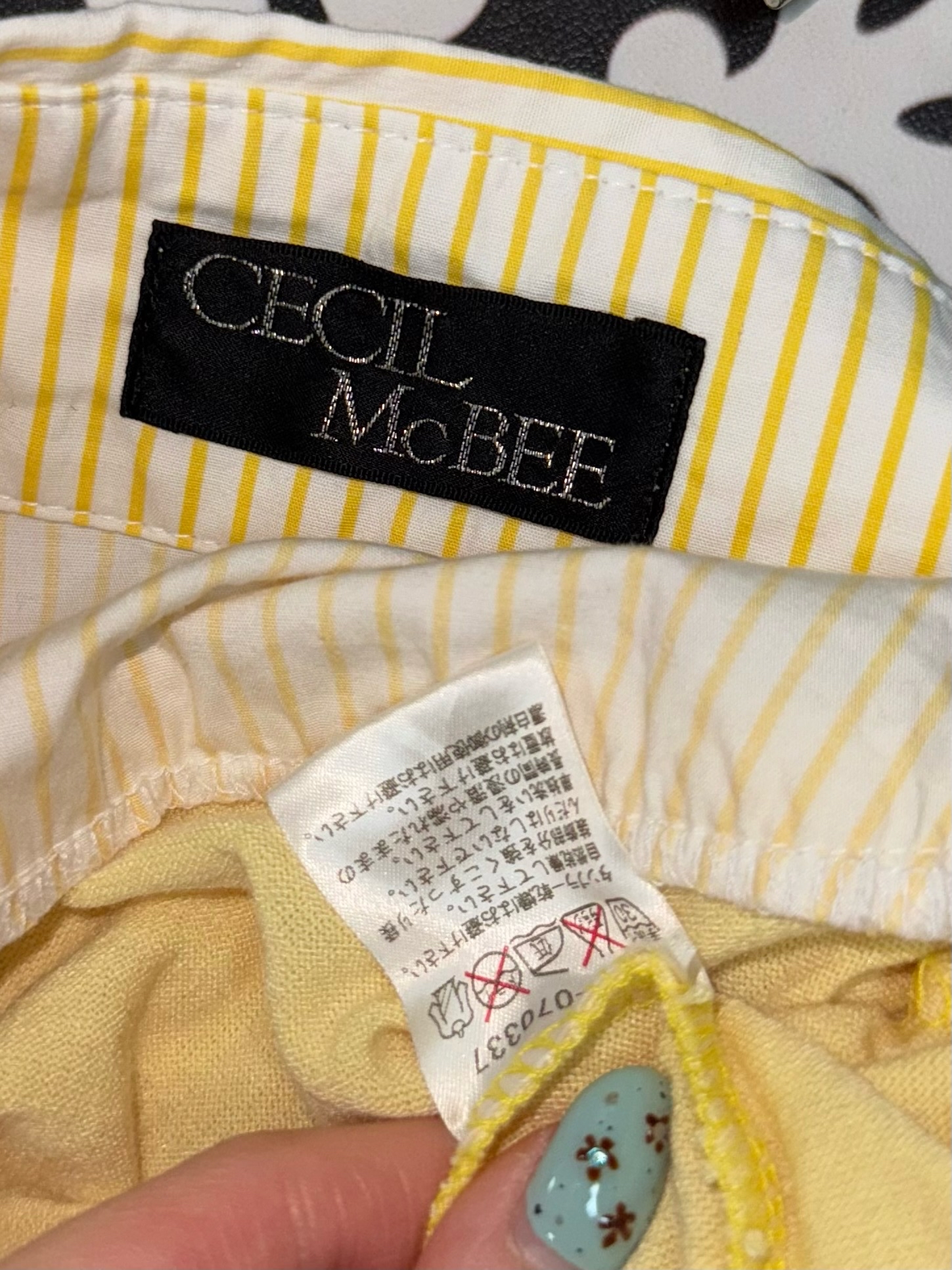 Soft Yellow Nana Bow Top