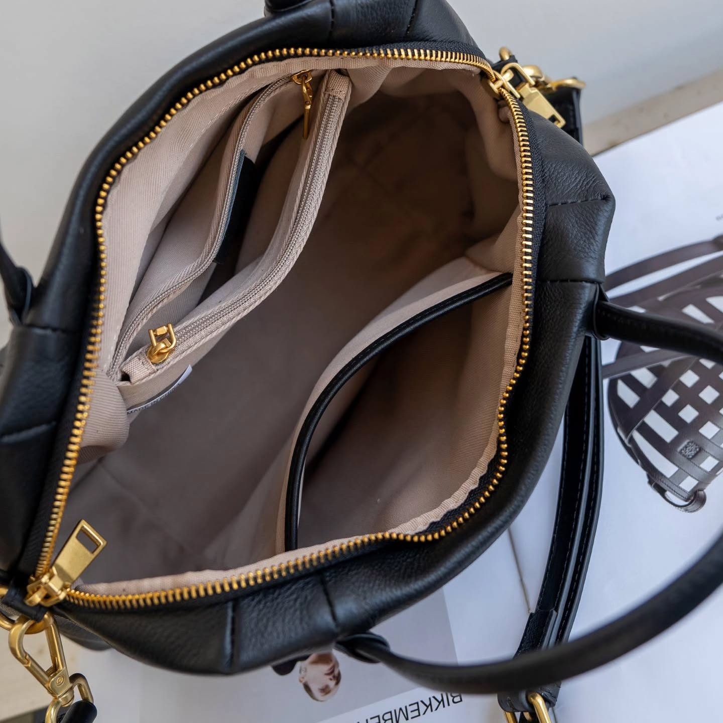 7018# 新款大容量手提斜挎包🇨🇳