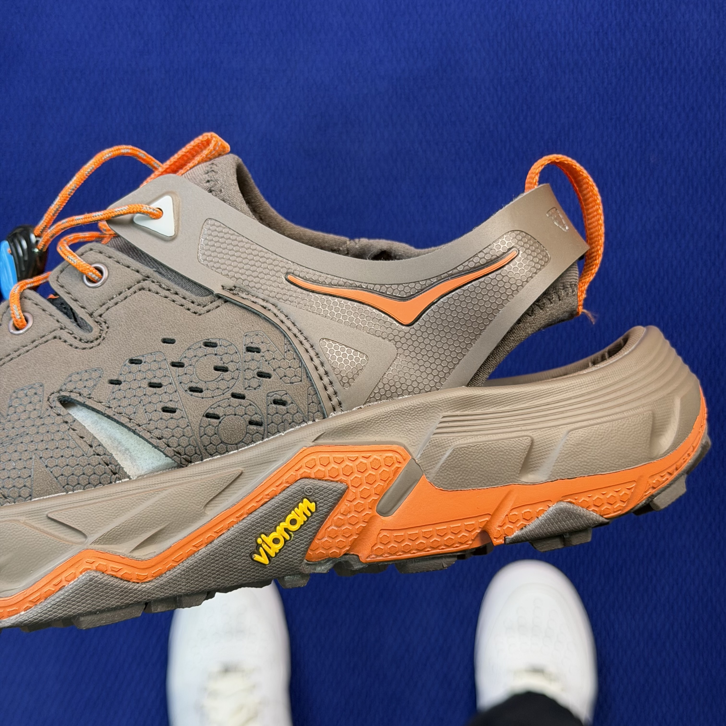 Hoka One One Tor Trafa