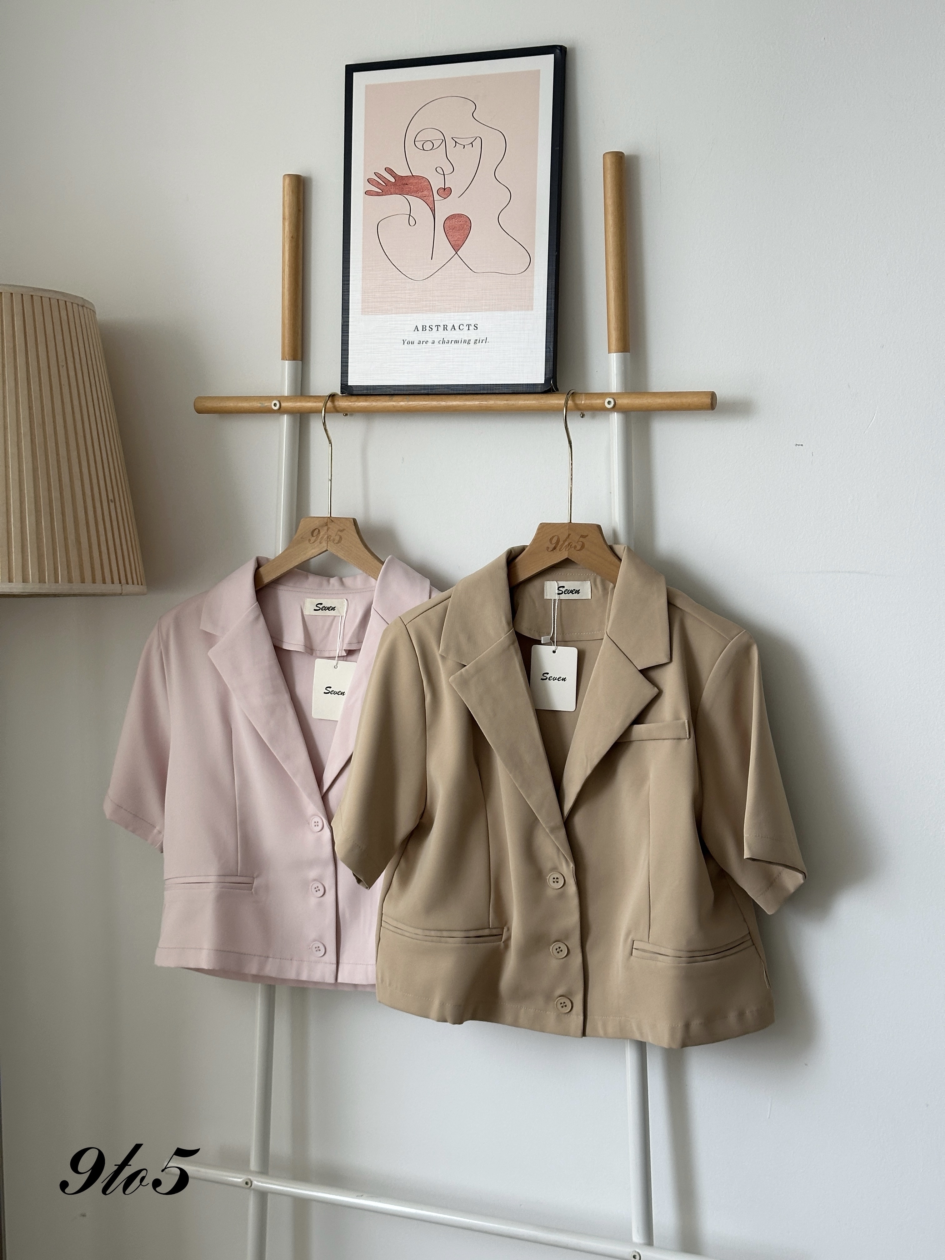 T4077 Short Sleeve Crop Blazer - Khaki & Pink