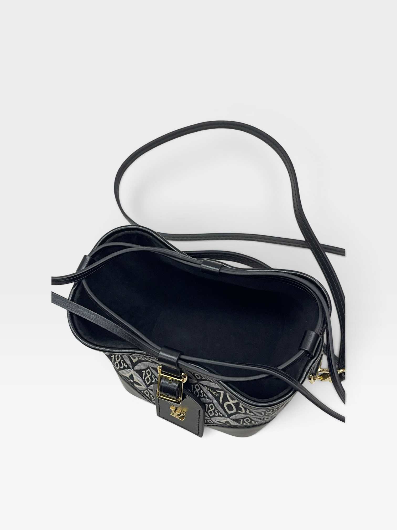 Pre-Owned LV Since 1854 Noe Purse / Product Code: K090421