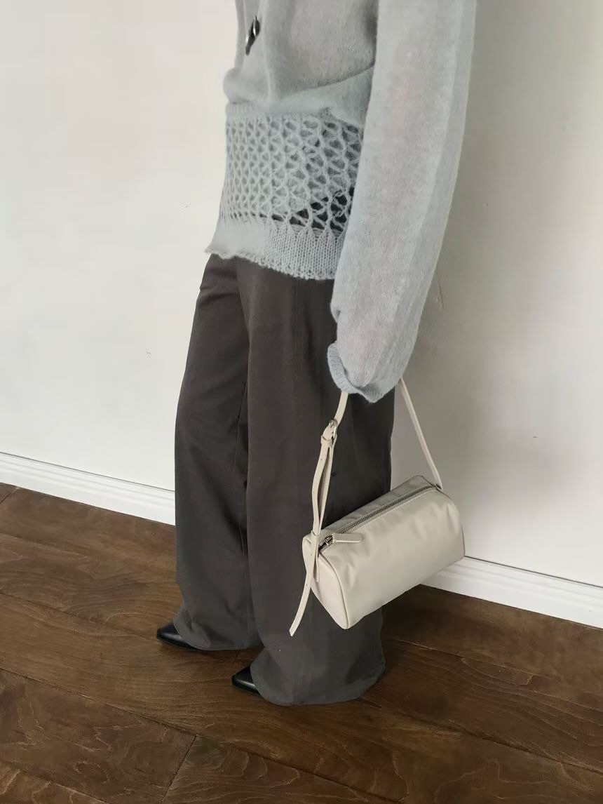 防潑水霧面尼龍細帶長條單肩包
