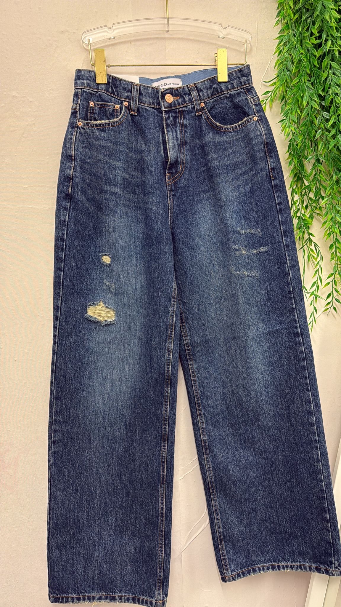 微爛直腳牛仔褲