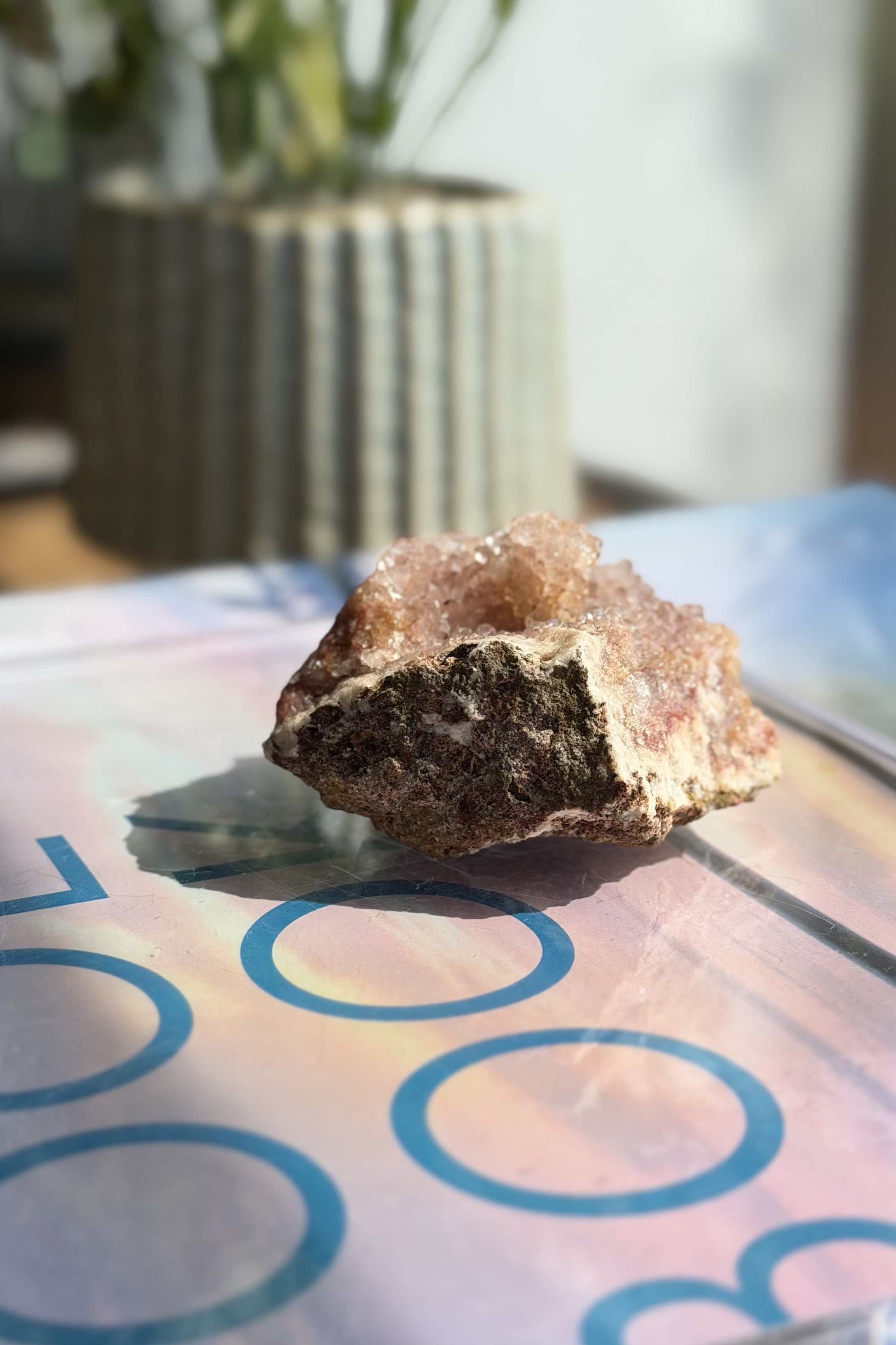  ༒6.5cm Pink Amethyst Geode༒ PA.7088H3m-RA22*27M