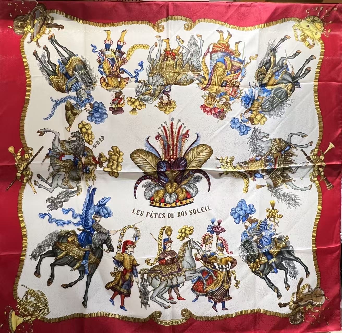 Hermès Les Fêtes du Roi Soleil Scarf