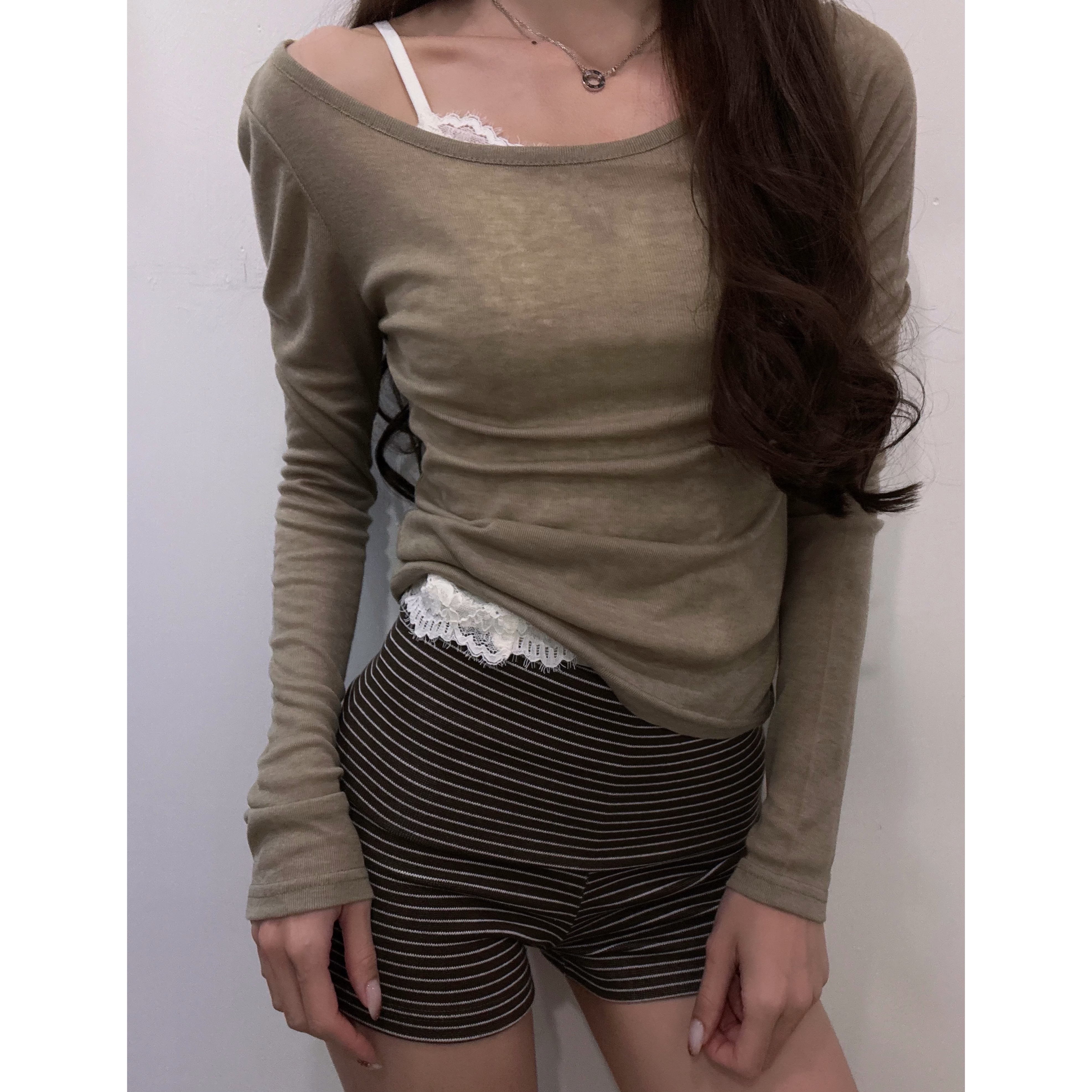 新品價11月1截單🧸2610M《STRIPED SHORTS》