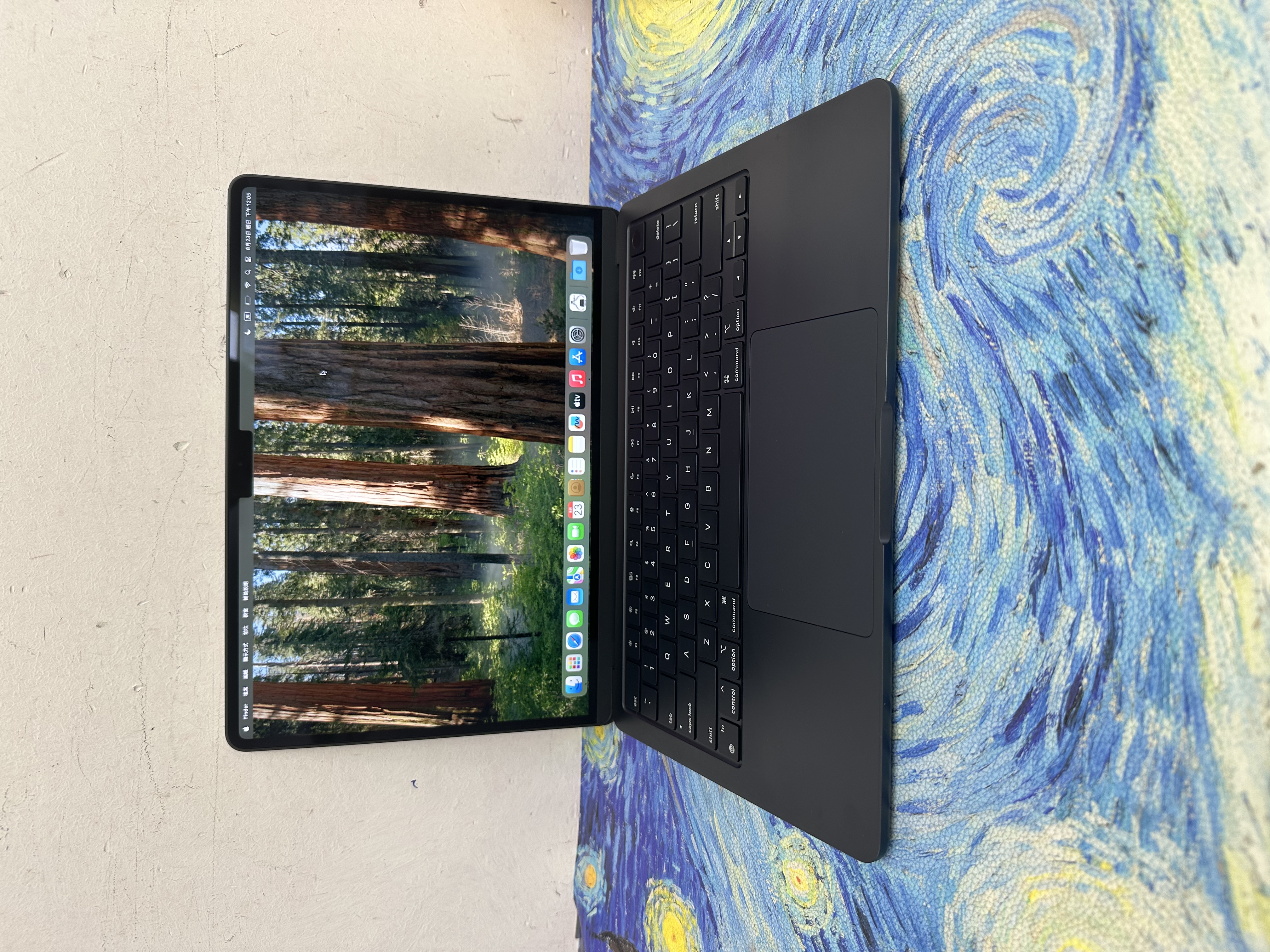 #6016 APPLE  MacBook Air M2 2023 M2 CPU/8GB Ram/512GB SSD/8核心GPU/Liquid Retina Mon/13.6吋/ 藍色/ Gaming Laptop / Notebook/ PC / Laptop / MacbookAir / MacBook Pro / MacBookPro /