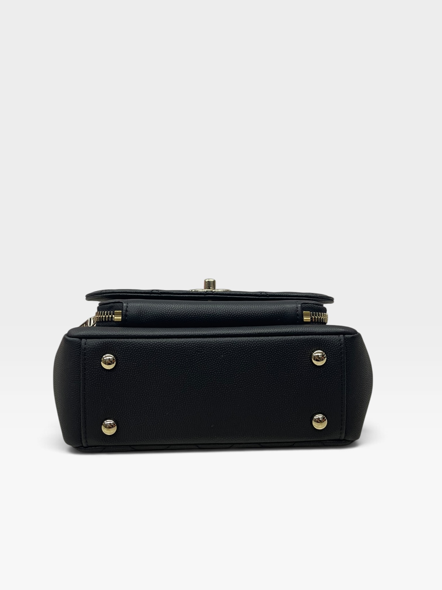 Pre-Owned CHANEL Business Affinity / Product Code: 102917