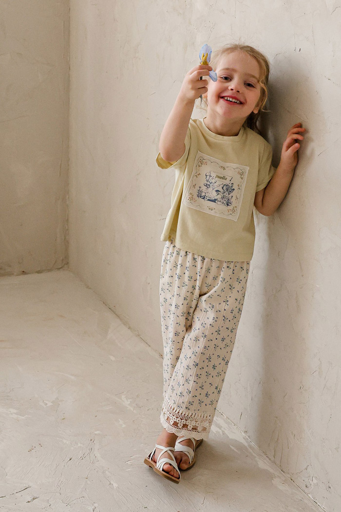 🇰🇷Puella_Flo tee