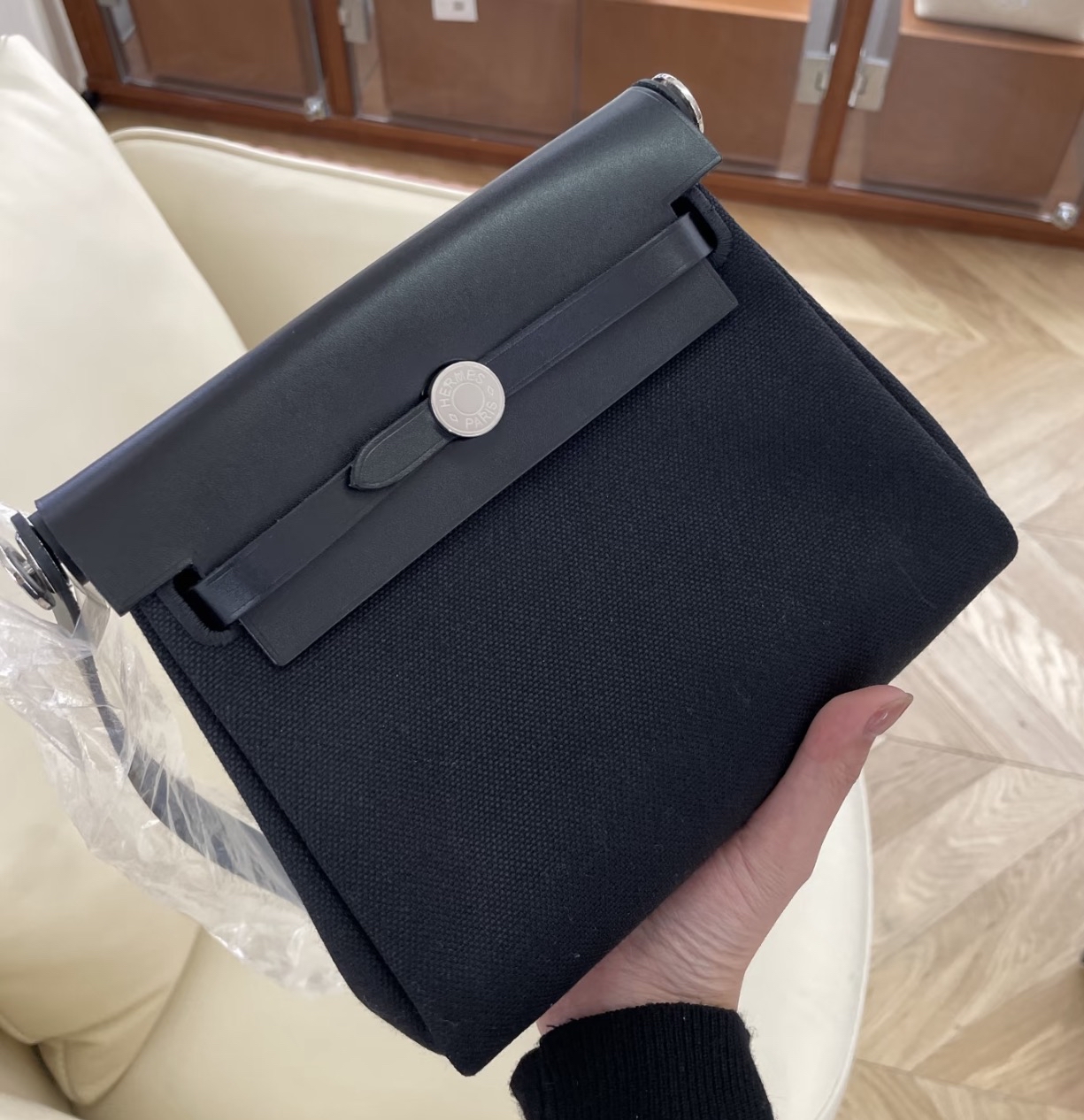 Mini Herbag 黑色銀扣 K Stamp
