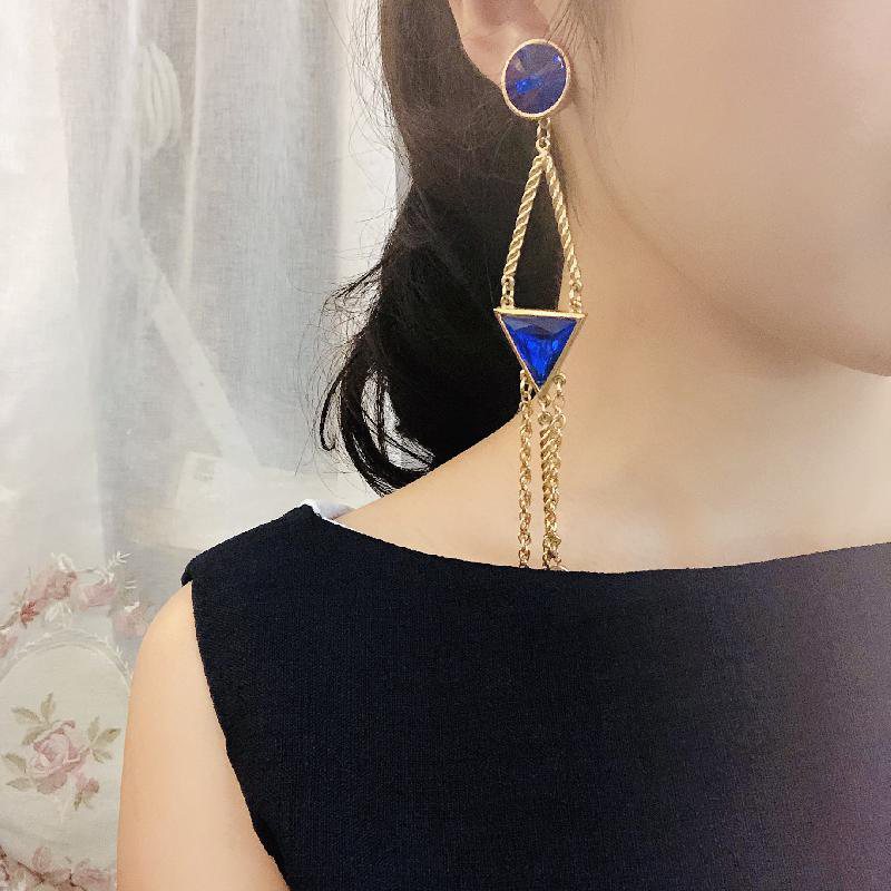 1980s Light-weight Plastic Statement Long Clip Earrings (CD103)