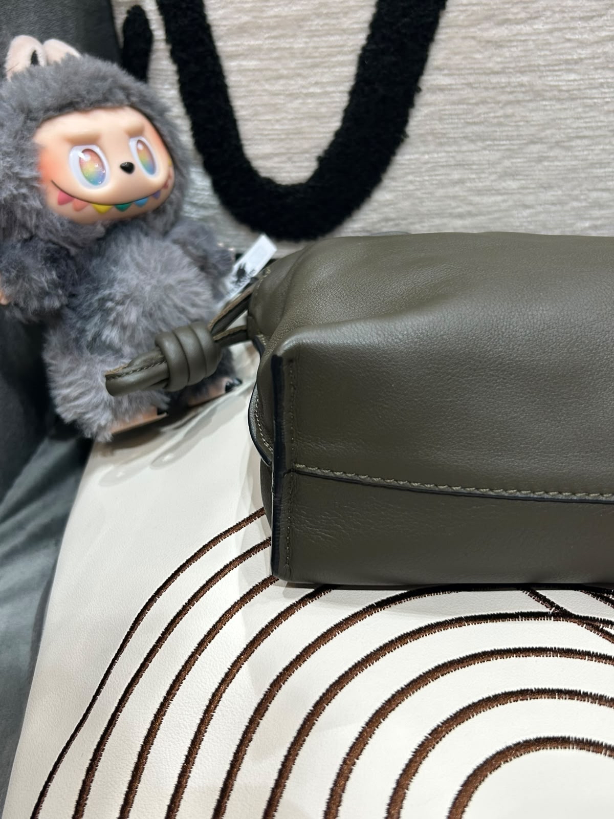 LOEWE Mini Flamenco Shoulder Bag 深綠Nappa Leather 100%Authentic,98%new ✅booklet✅dust bag  