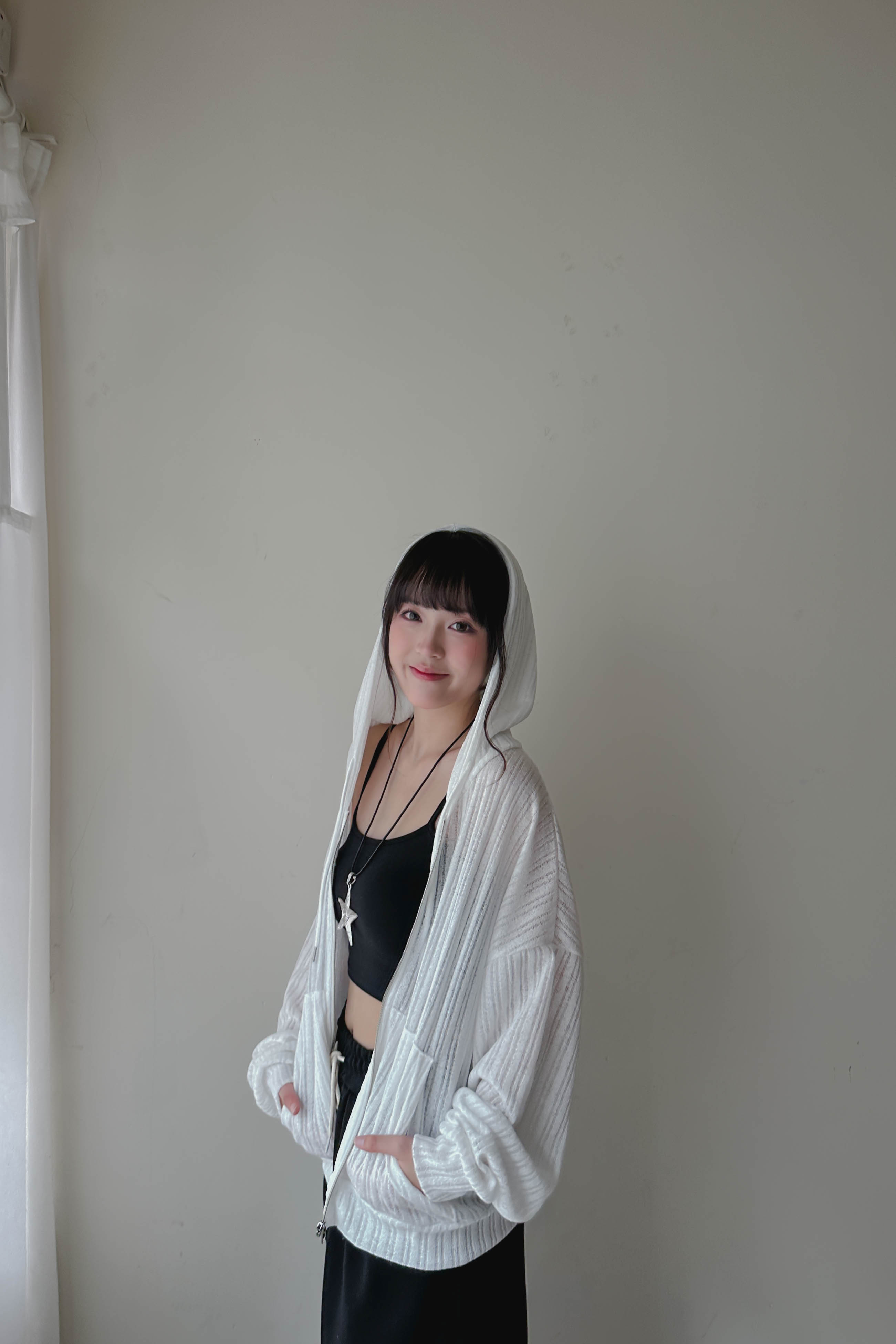 慵懶半透膚暗紋連帽外套 (兩色入)