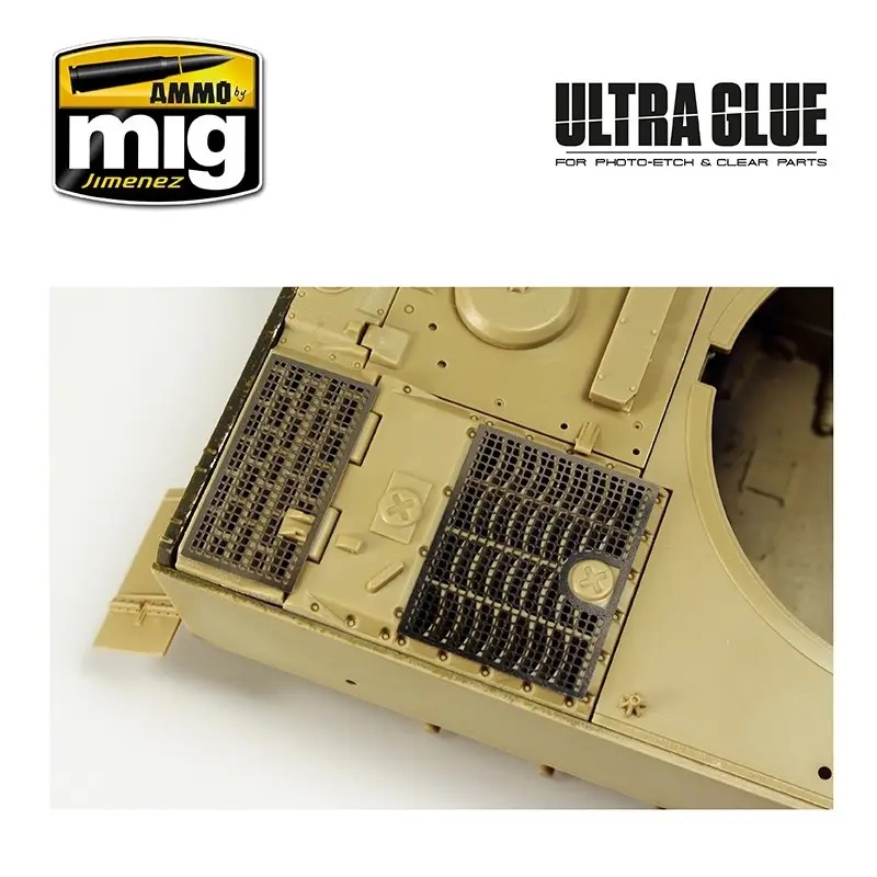 AMO-2031 Ultra Glue - for Etch, Clear Parts & More