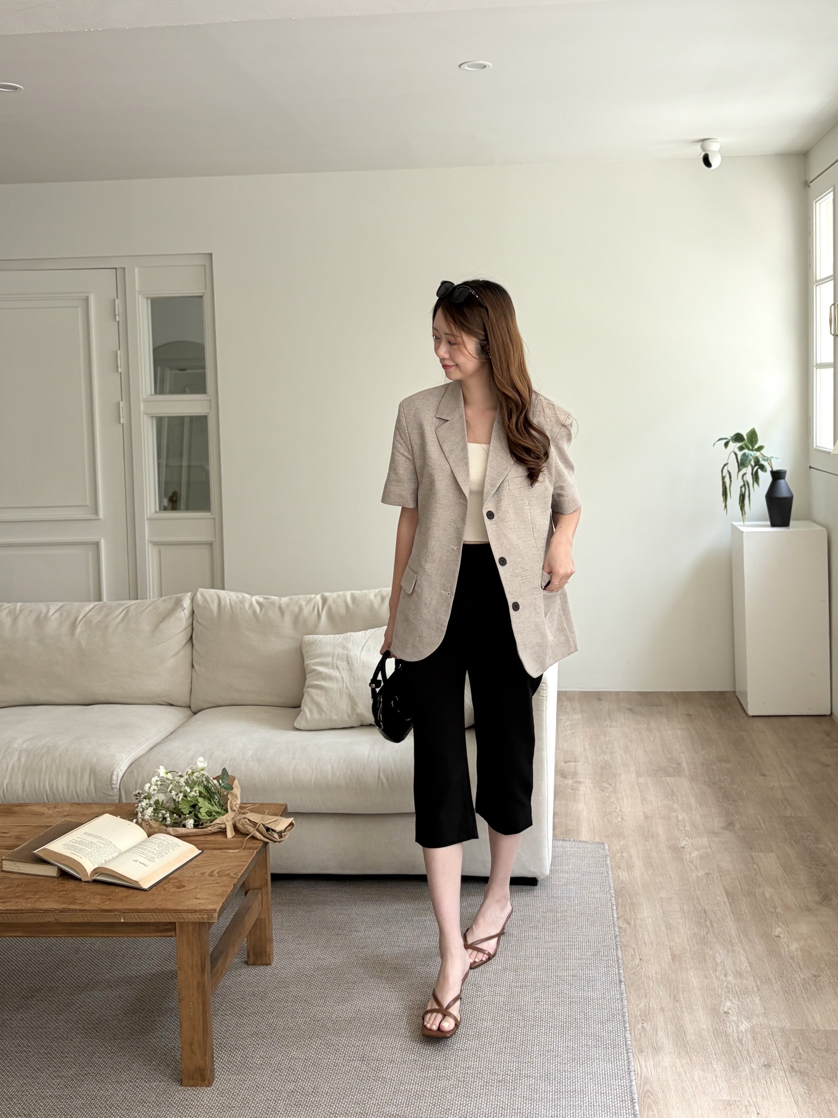 Side Slit Cropped Pants