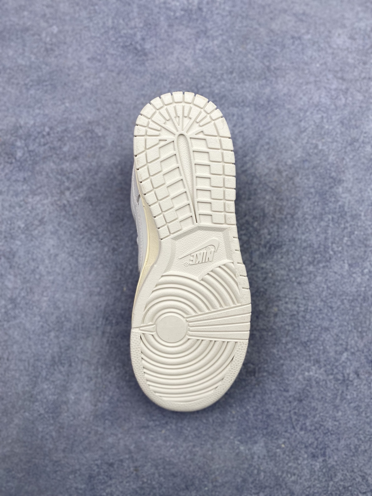 Nike Dunk Low DD1503-107