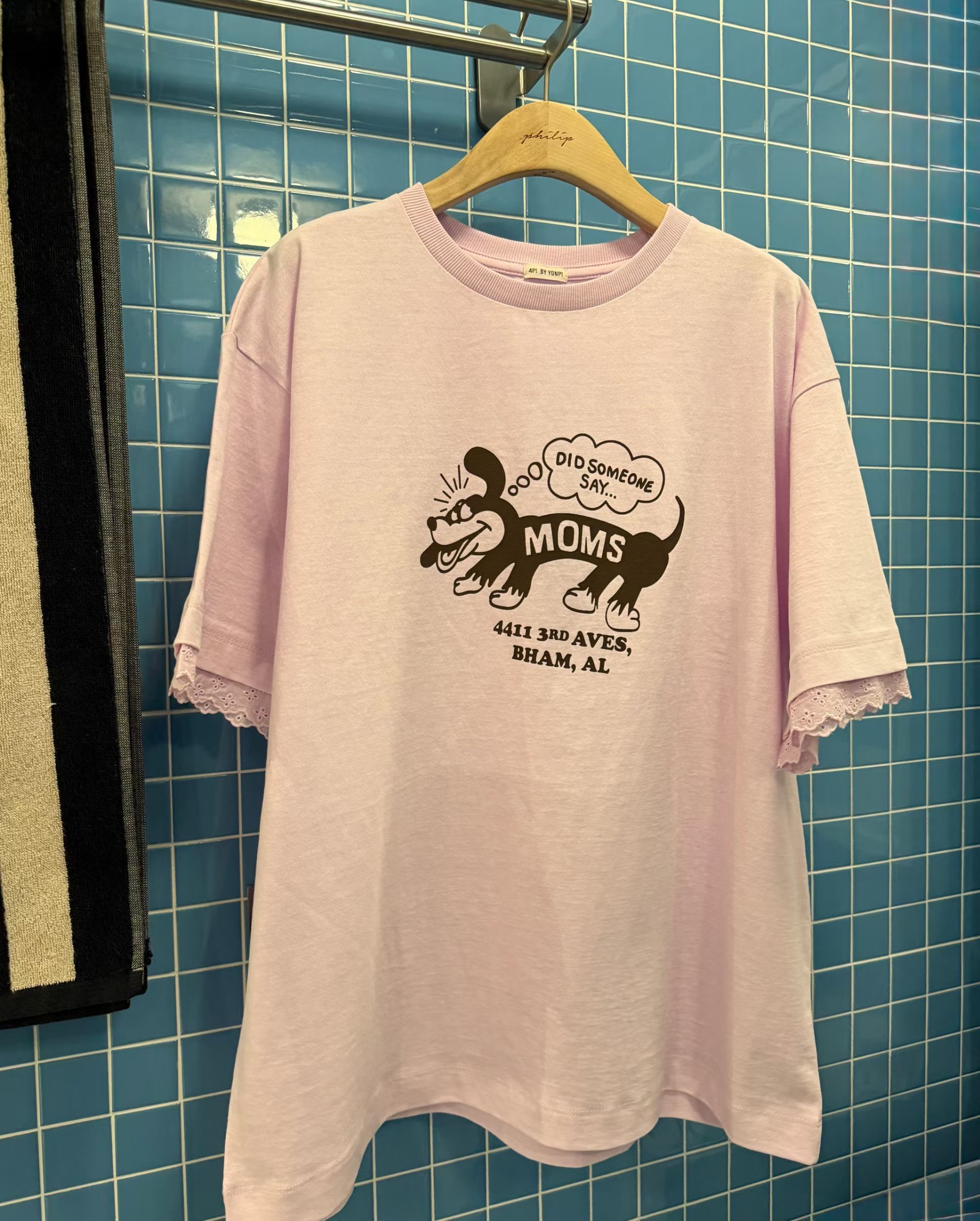 小狗Print 通花邊袖Tee