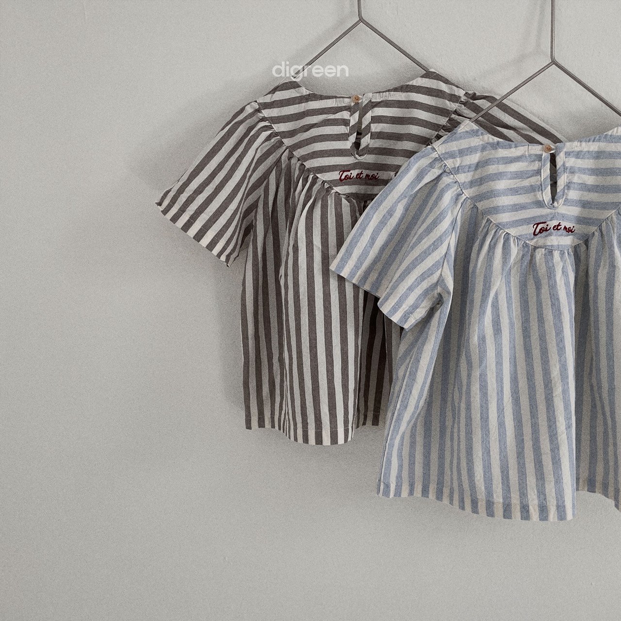 Digreen ｜stripe Blouse （Blue M 90-100)