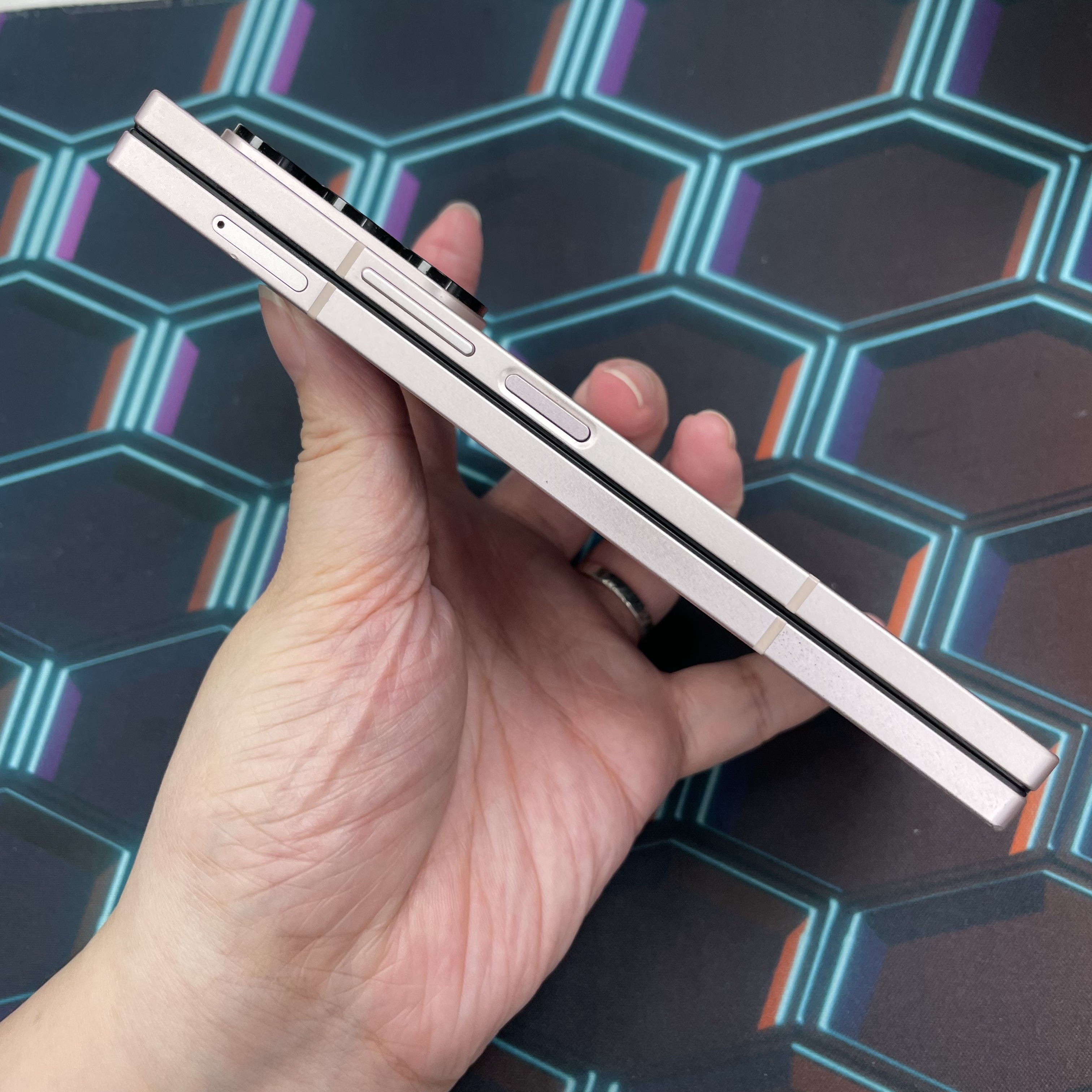 *6385 Galaxy Z Fold 6 勁靚機 12+256GB 粉色 pink