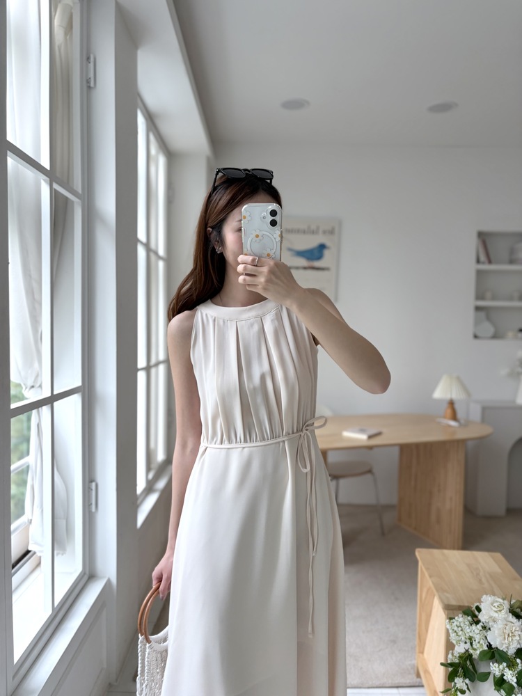 Pleated Halter Maxi Dress (Ivory)