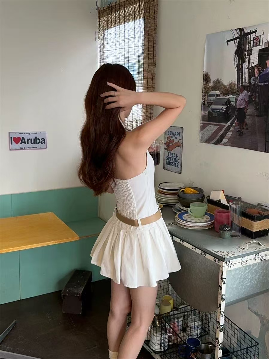 DR374辣妹露背v领裙