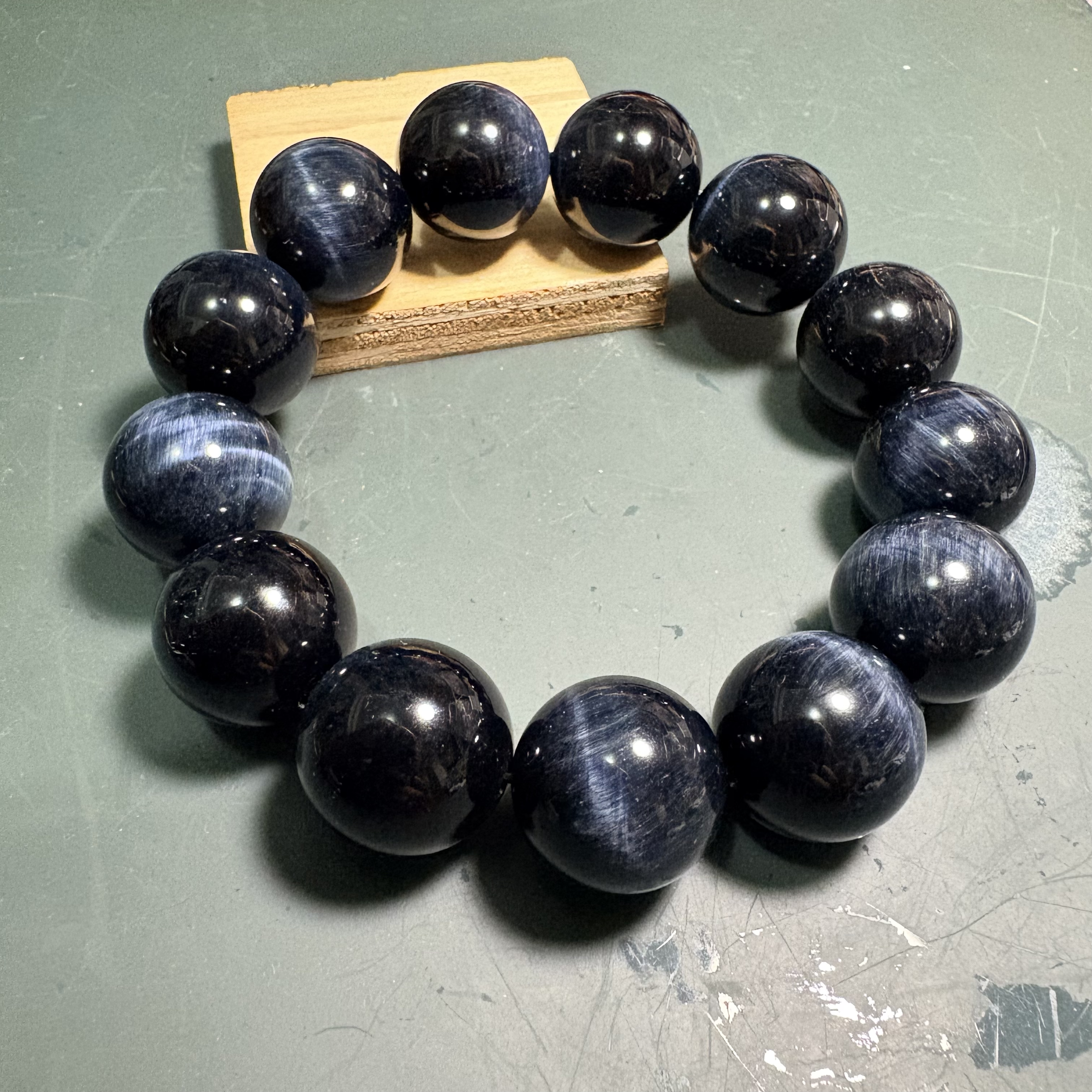 藍虎眼石手串 No.2179 規格：18mm珠18cm 手圈