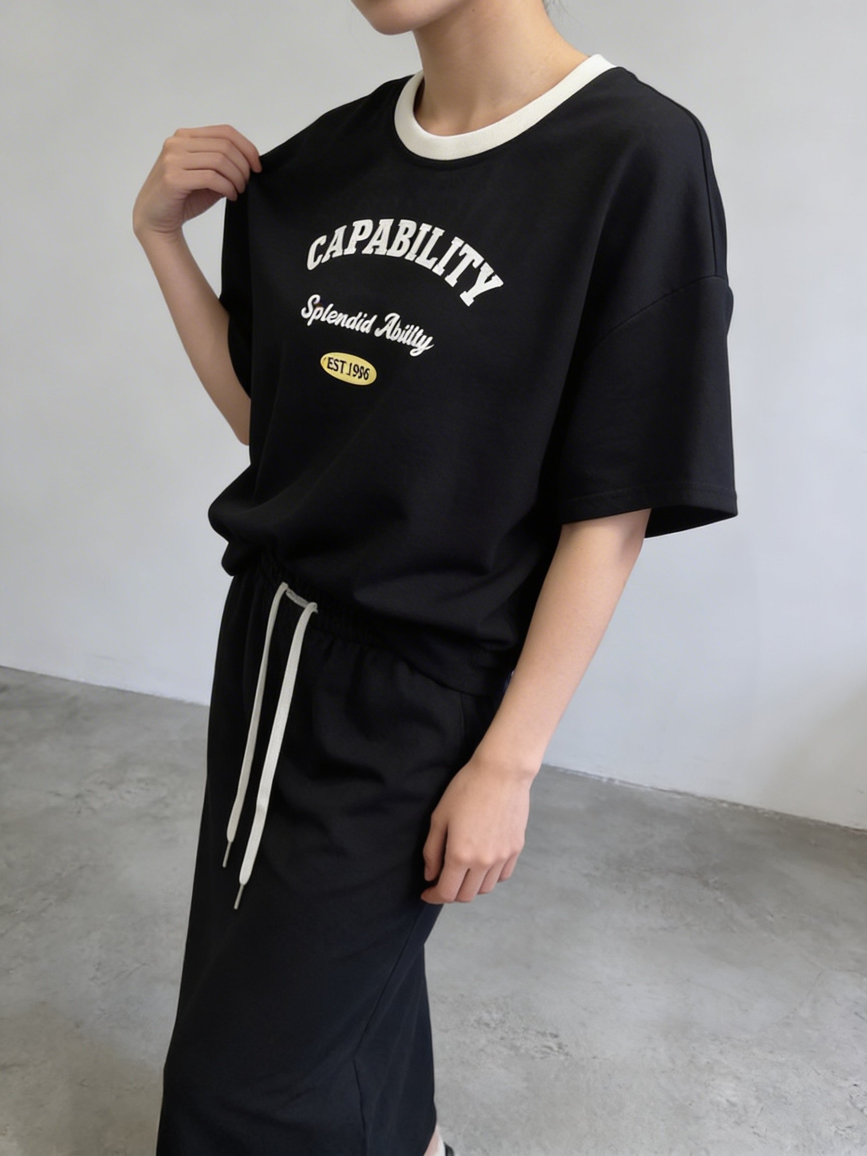 CAPABILITY 復古短袖T恤 + 鬆緊中長裙套裝