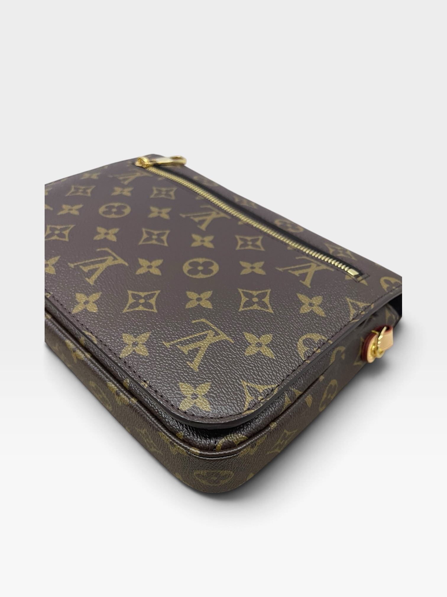 Pre-Owned Louis Vuitton Monogram Pochette Métis / Product Code: 102807