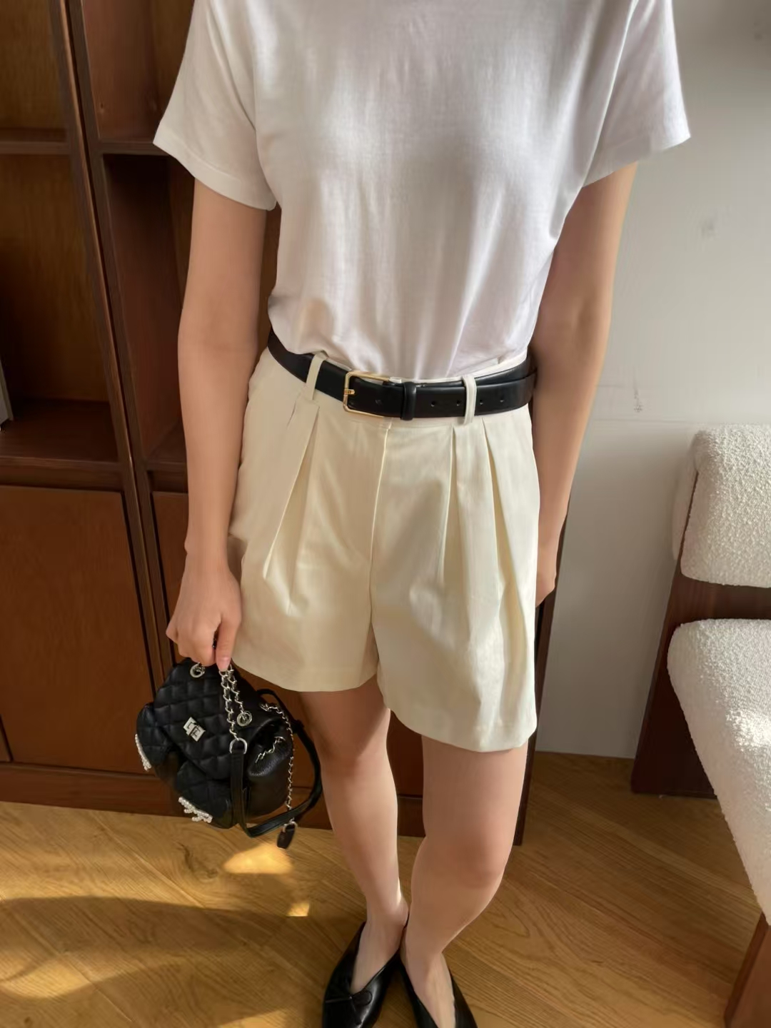 High-Waisted Pleated Tailored Shorts‖ 高腰立体褶裥西装短裤 KR0447332