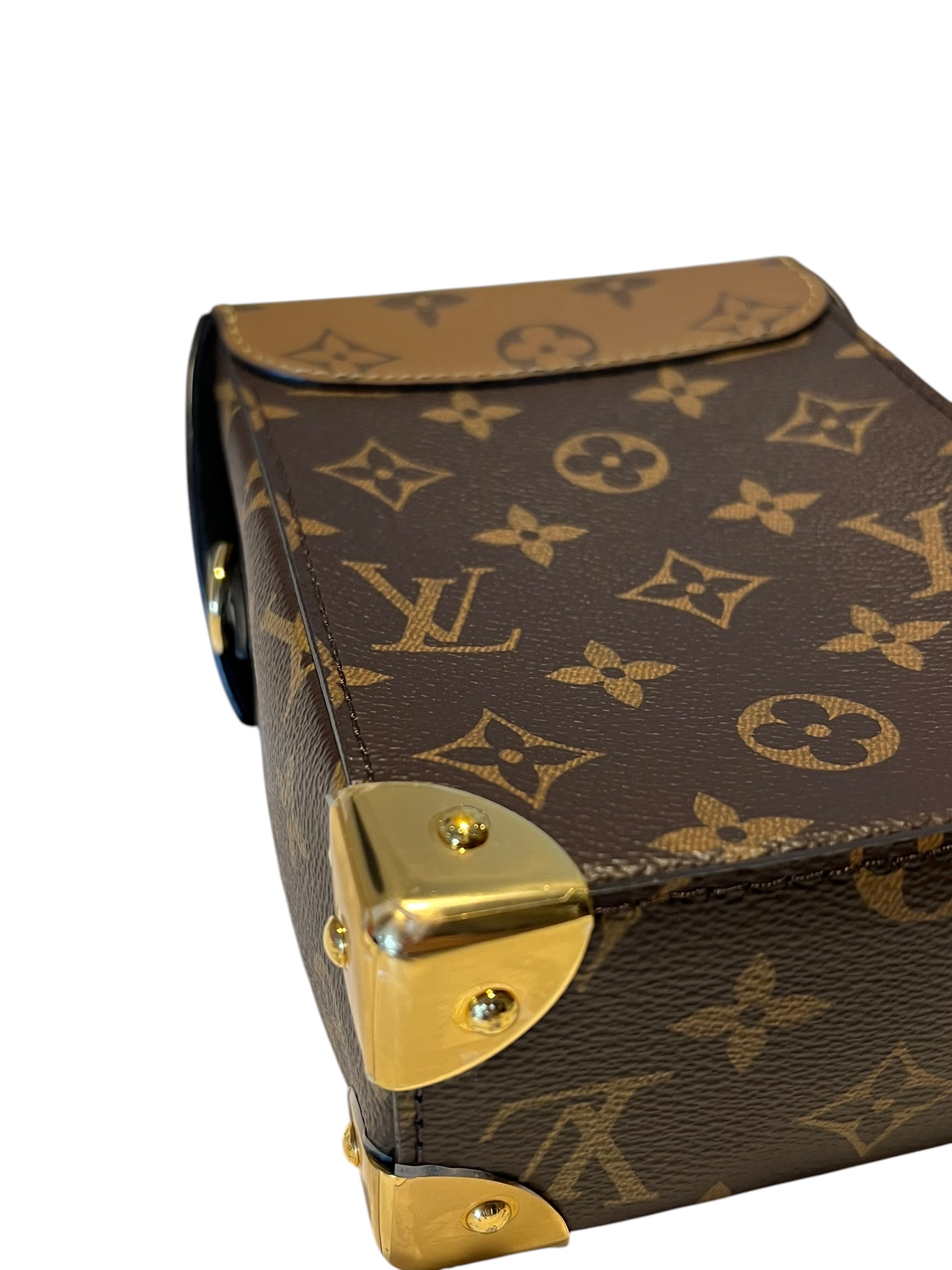 Pre-Owned LV Camera Box / Product Code: T51102