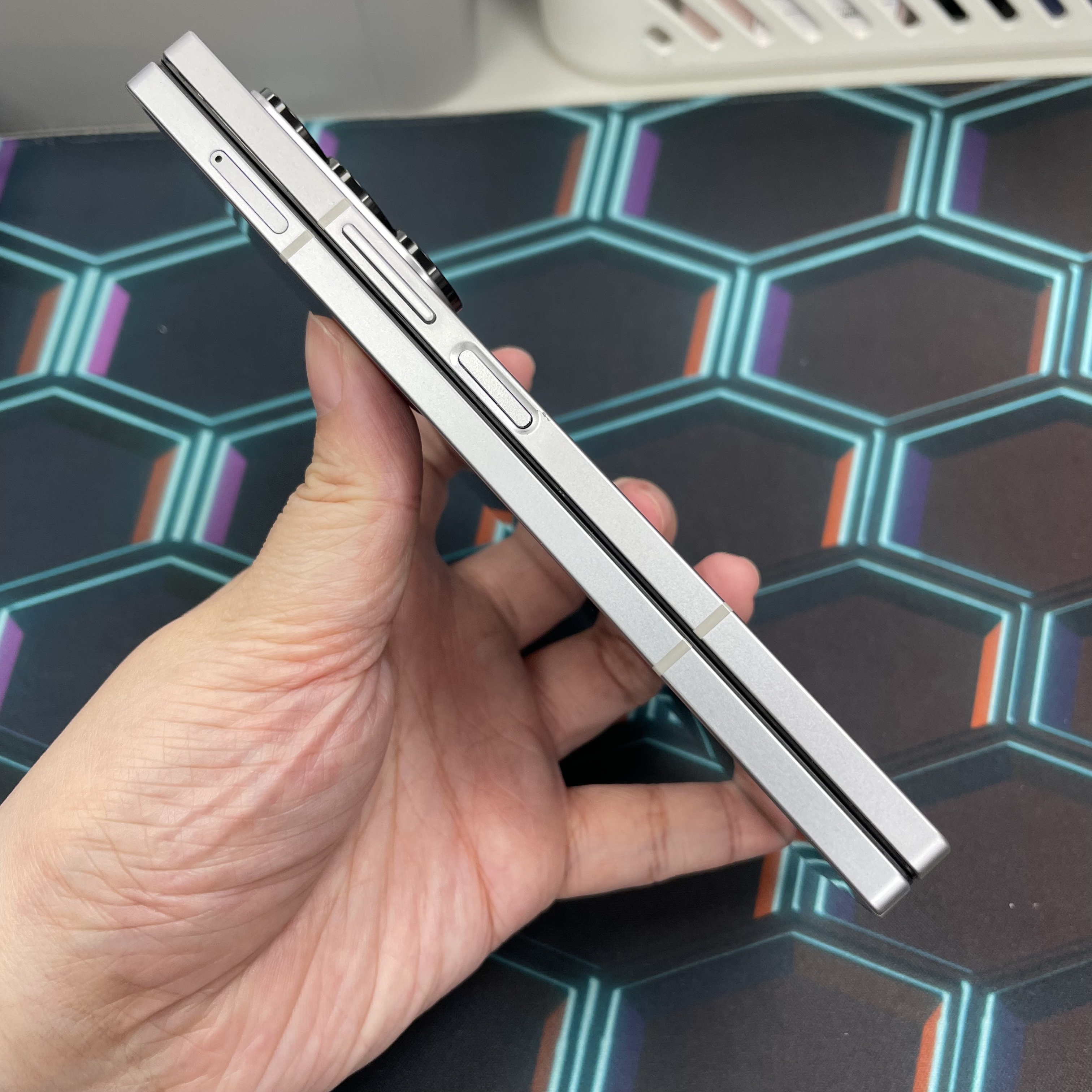 *6203 Galaxy Z Fold 6 超靚機 12+512GB 灰色 gray