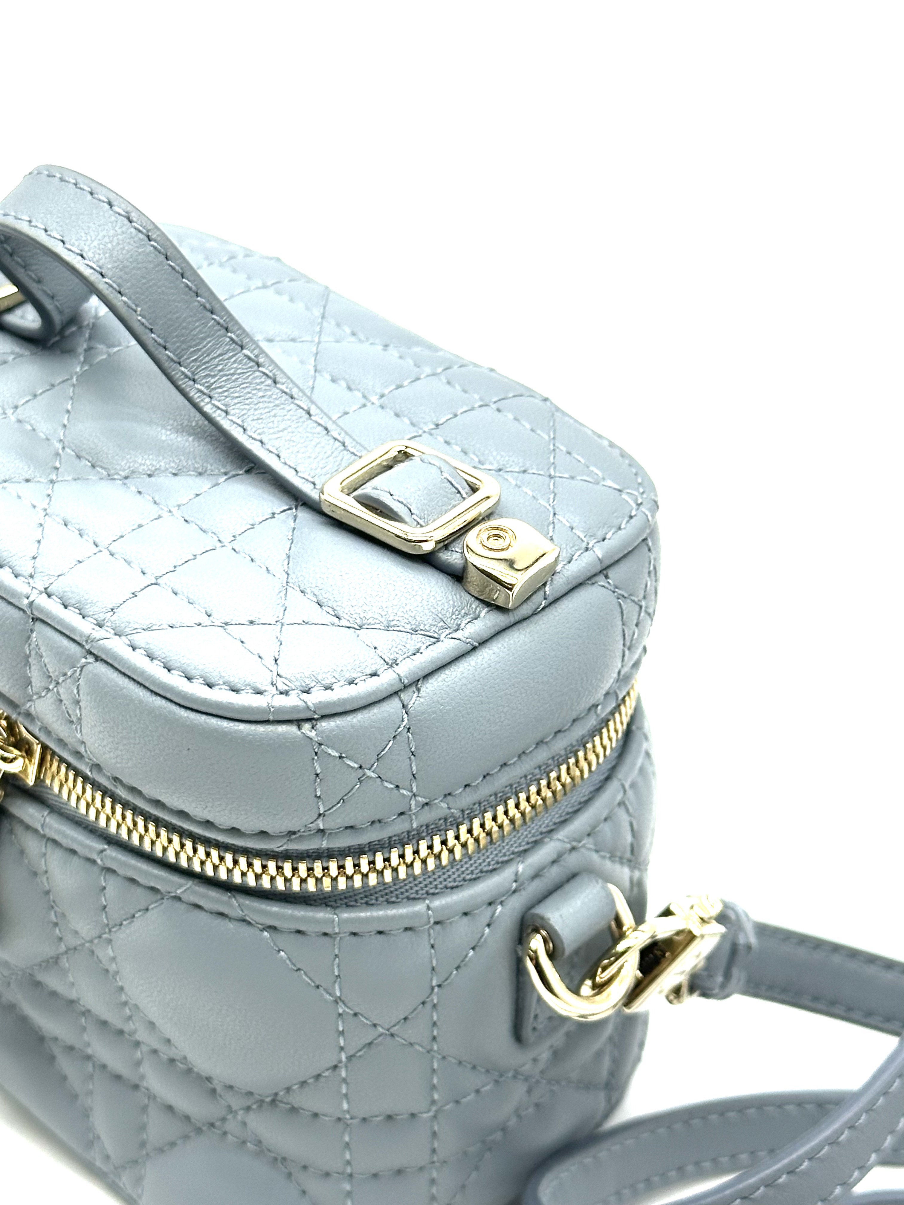 Pre-owned Dior Lady Dior Micro Vanity Case / Product Code: 26040404