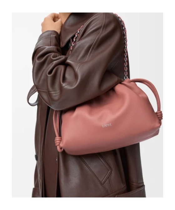 Loewe 女士 中号Flamenco purse单肩包均码码中号、30cm*10.5cm*20cm 