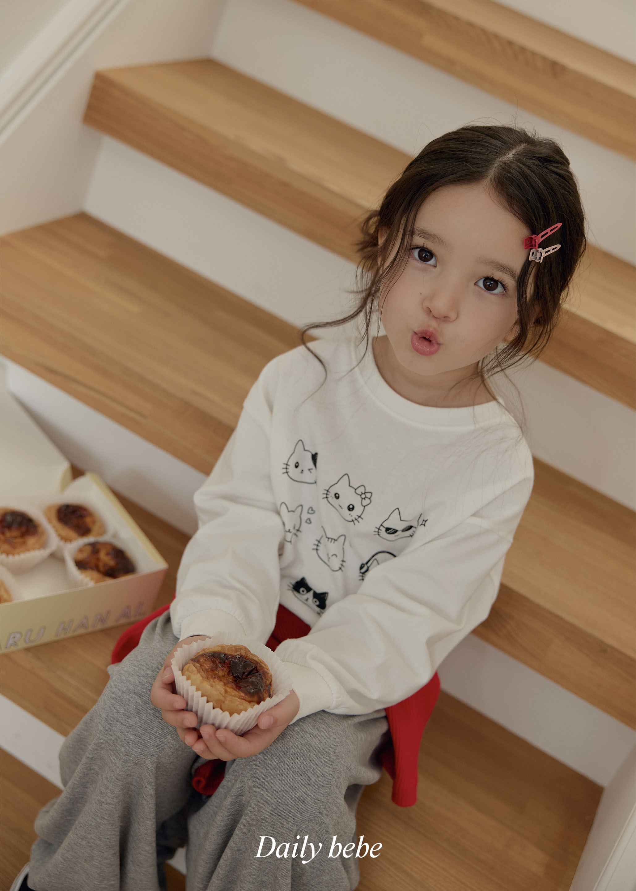 Dailybebe | Emoticon T-Shirt