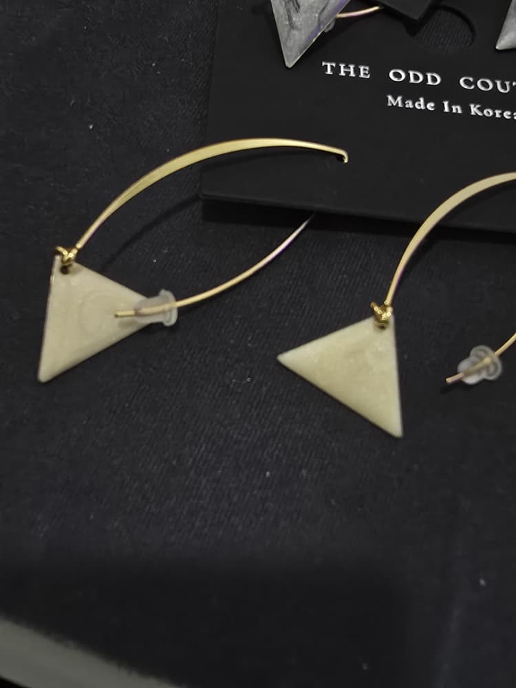 Triad Curve Earrings