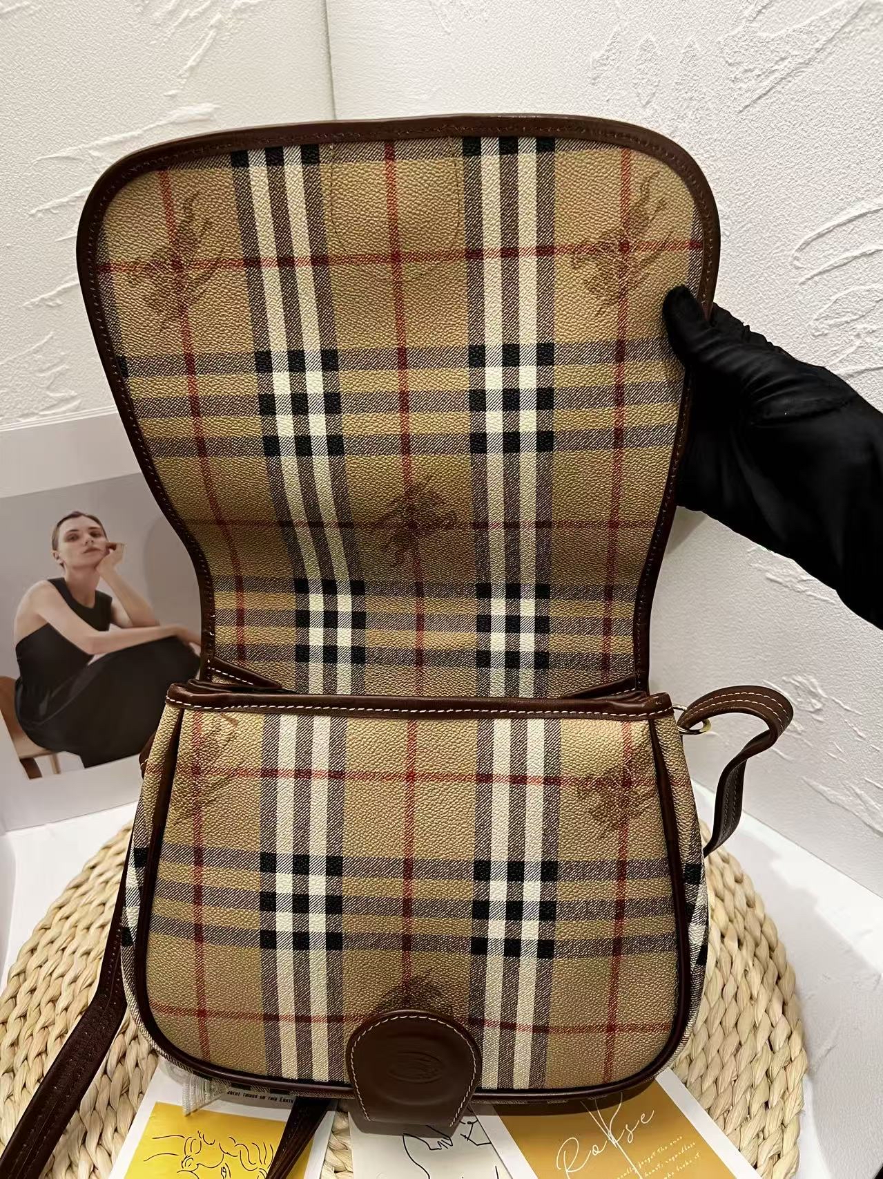 Burberrys Vintage Nova Check Saddle Bag