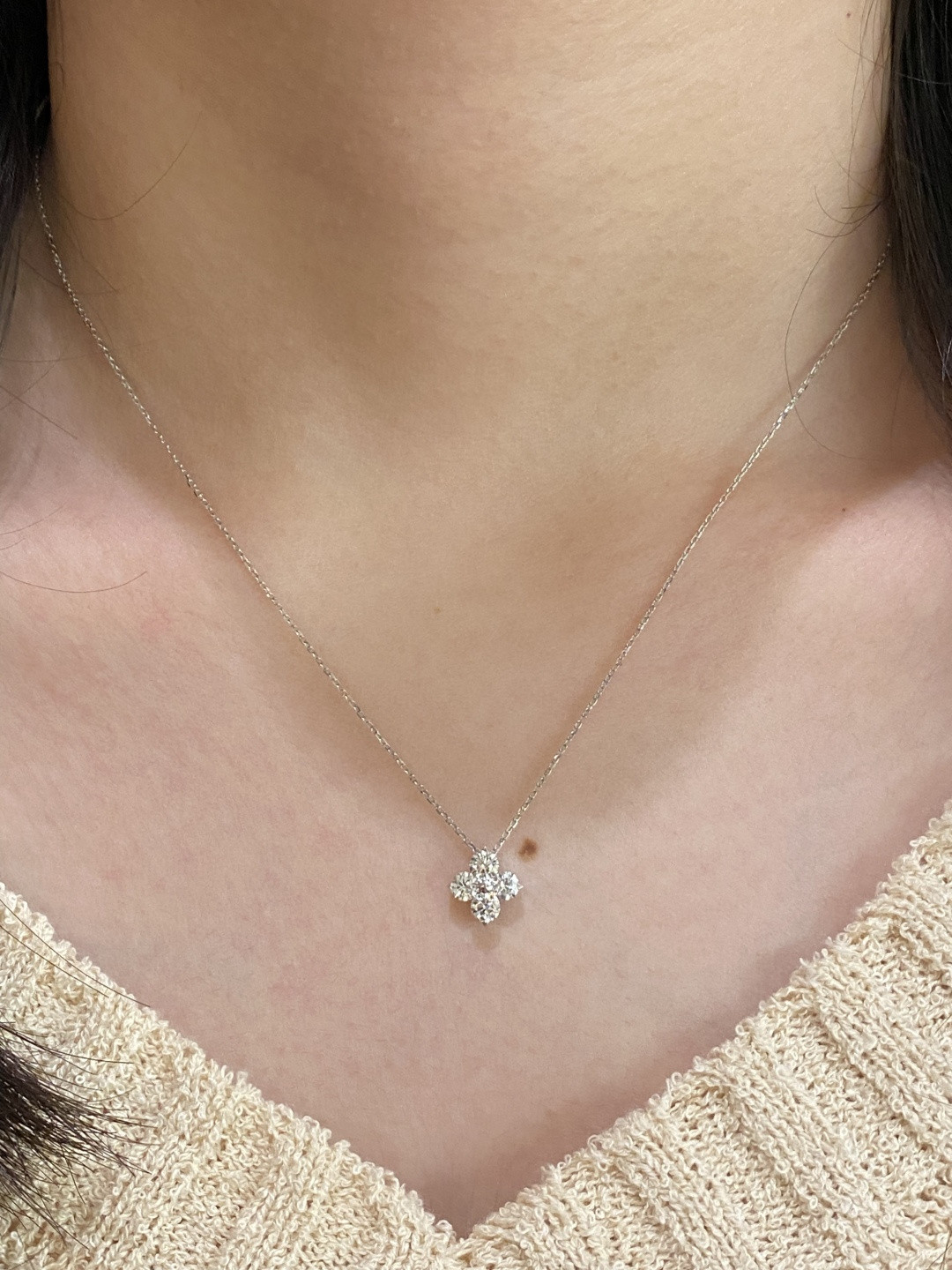 18K Diamond Necklace 
