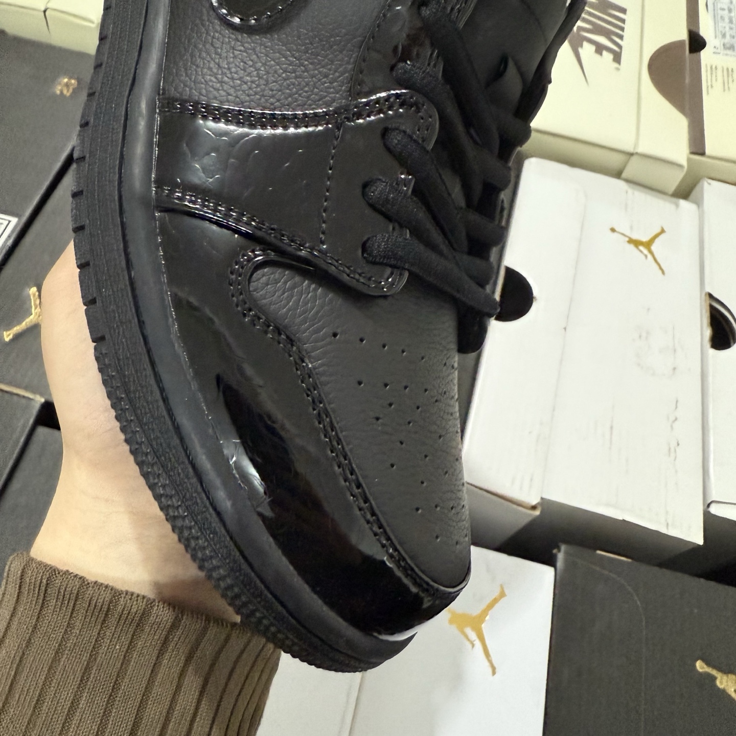 Nike Air Jordan 1 Low SE "Patent Elephant Black" HJ7743-010 