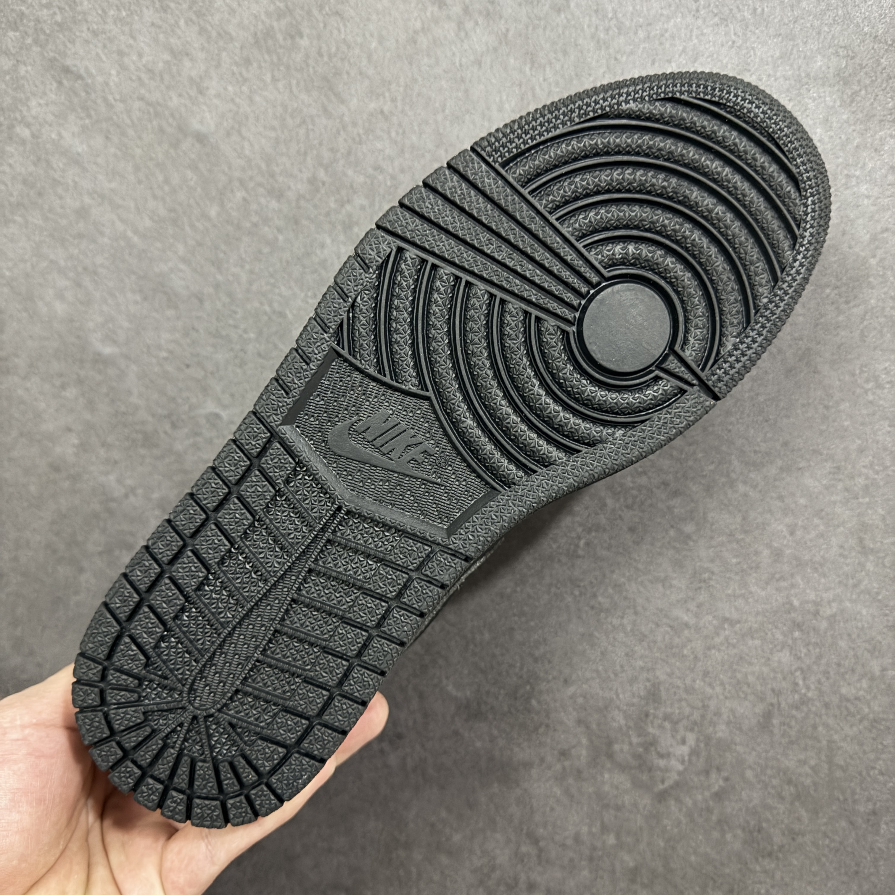 Nike Air Jordan 1 Low 553558-093