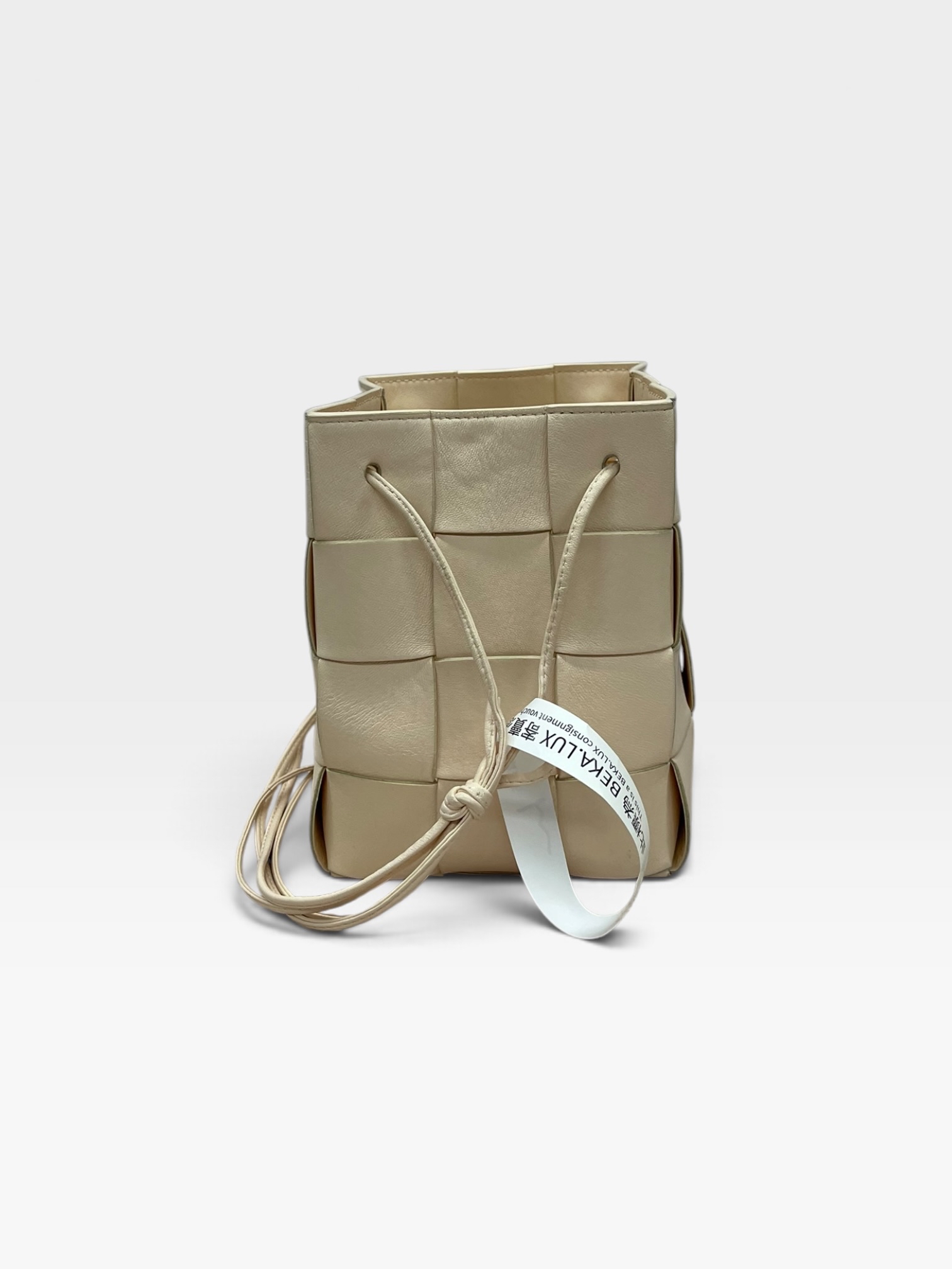 Pre-Owned Bottega Veneta Cassette Bucket /Product Code: 102701