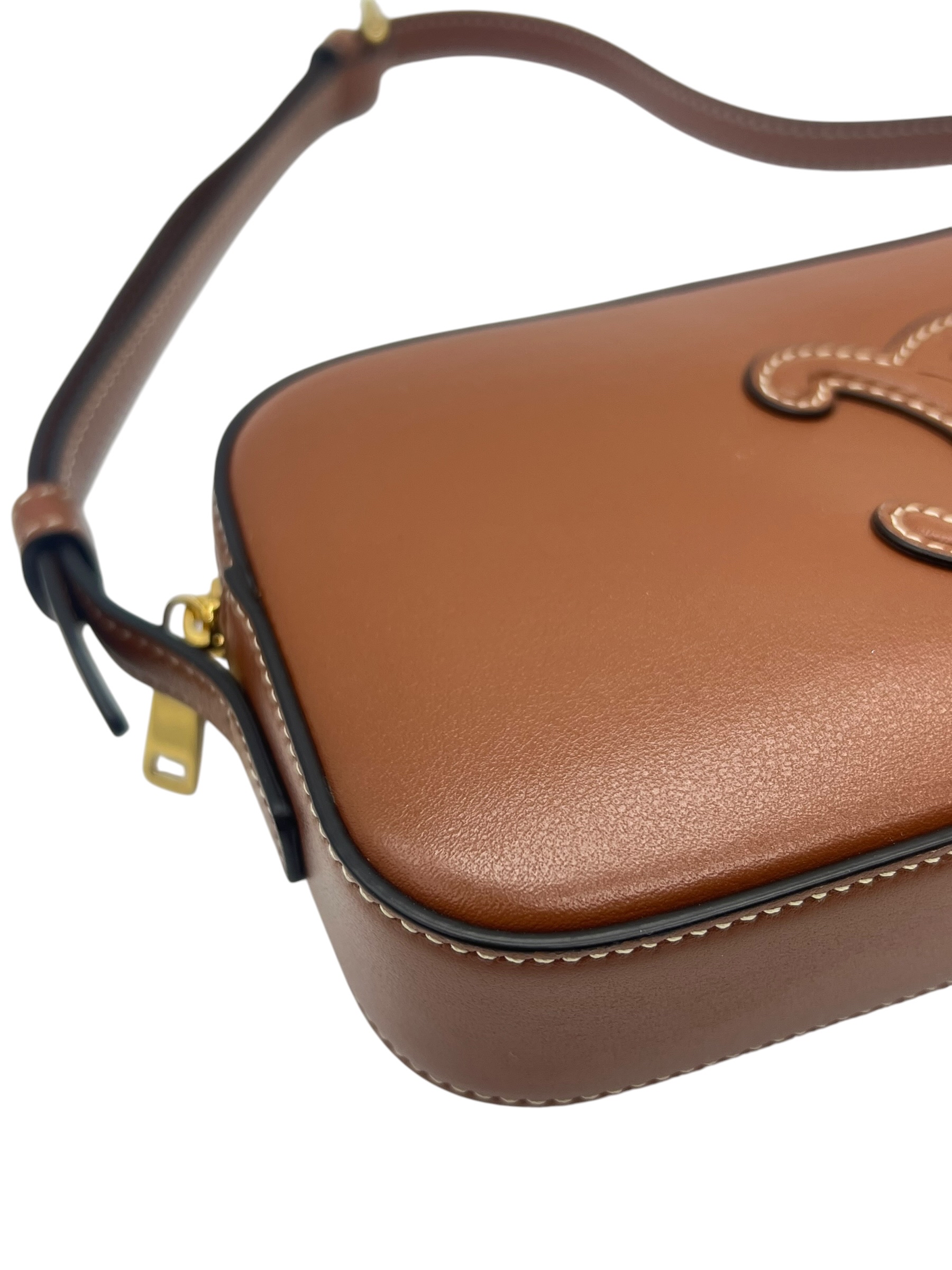 Pre-Owned CELINE Mini Triomphe Leather Shoulder Bag / Product Code: 26060605