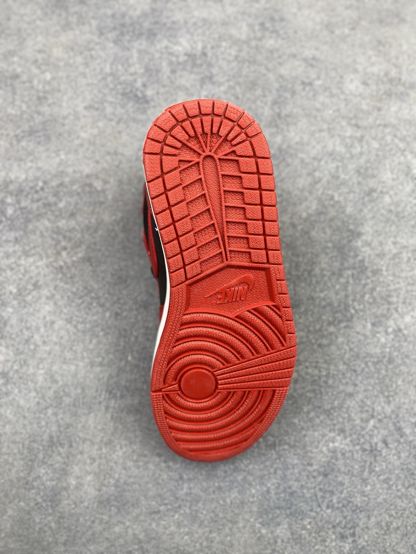 Nike Air Jordan 1 Retro High OG BQ4422-600