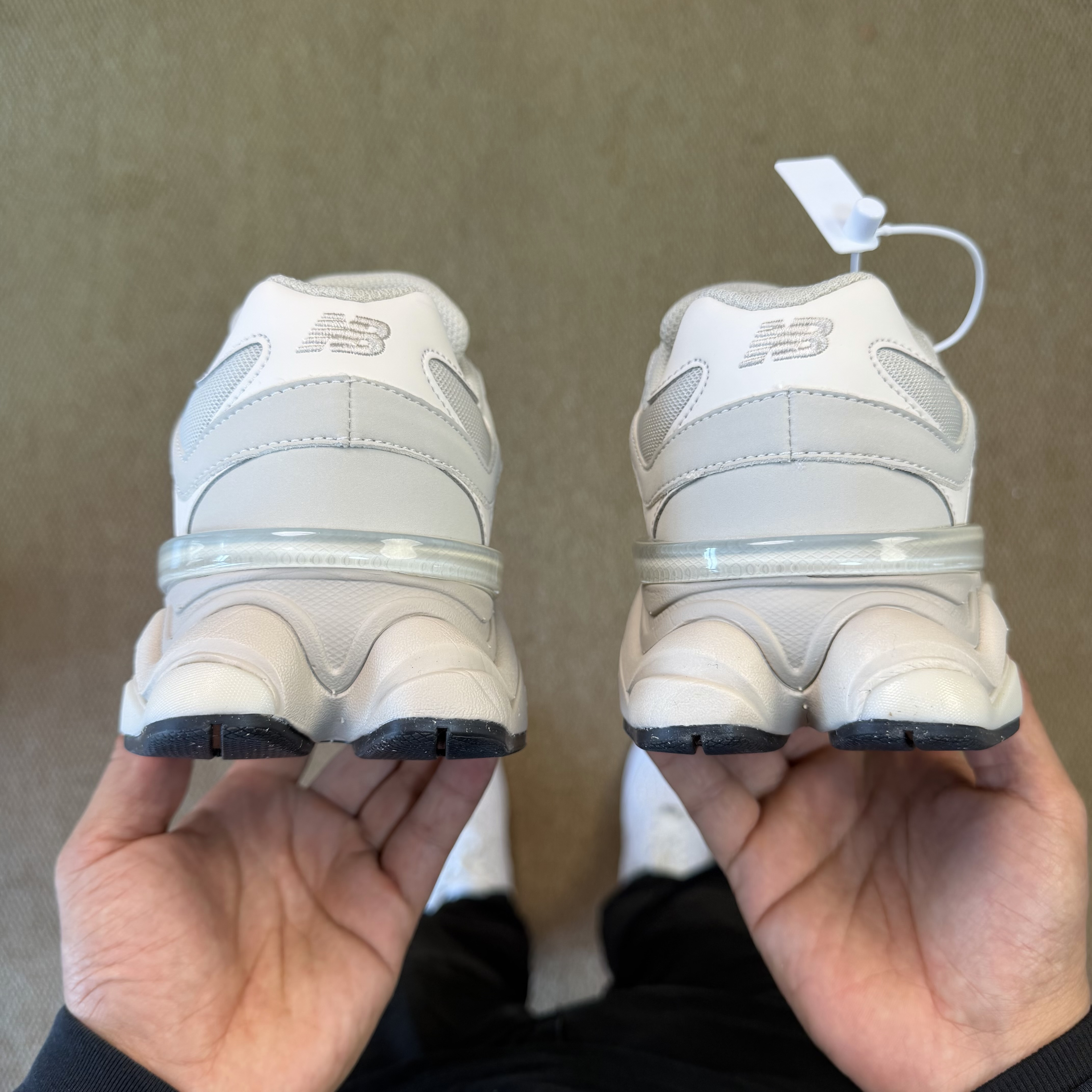 New Balance 9060 U906078T